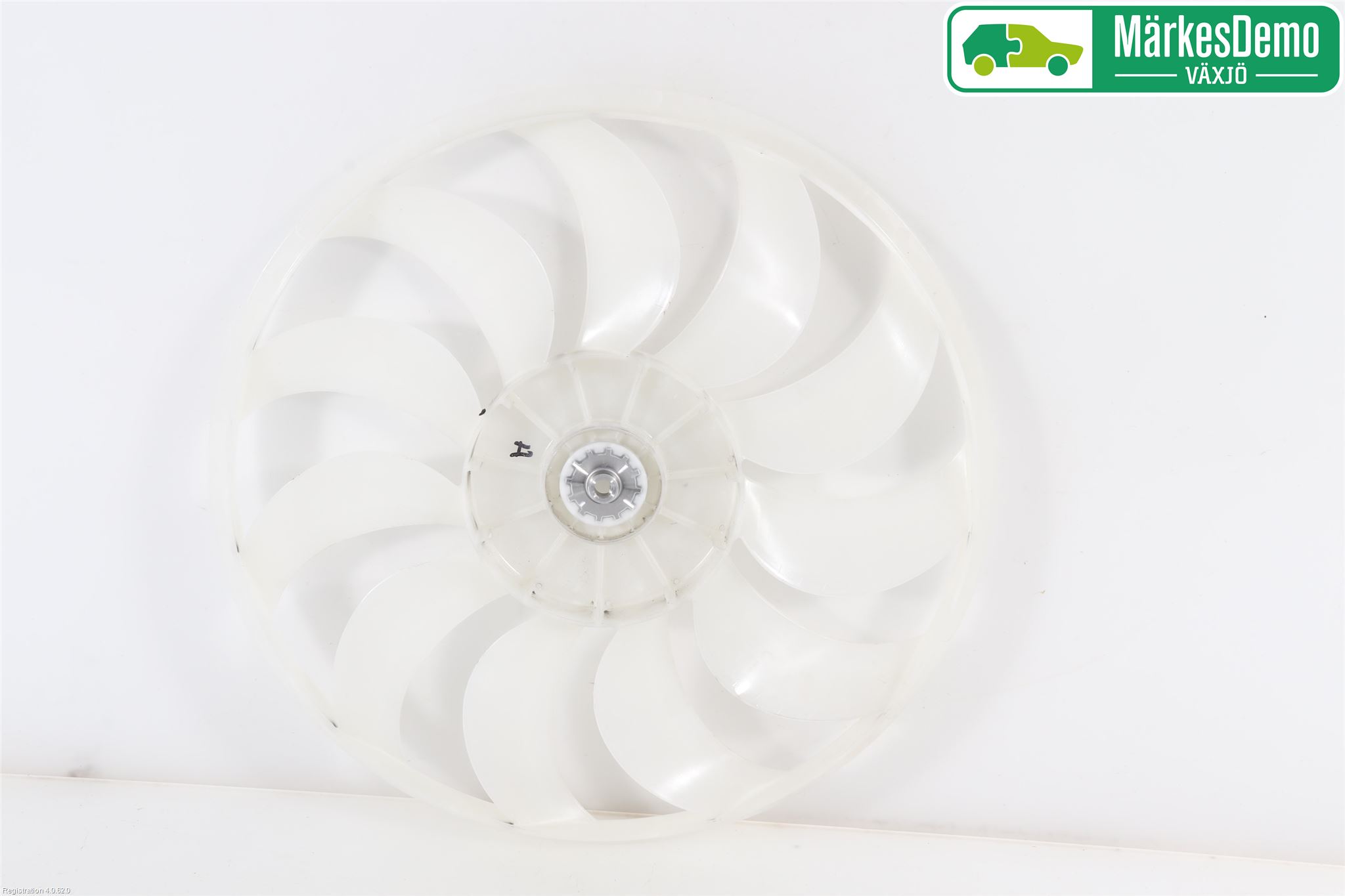 Mitsubishi OUTLANDER 13-21 Kylfläkt-Vinge