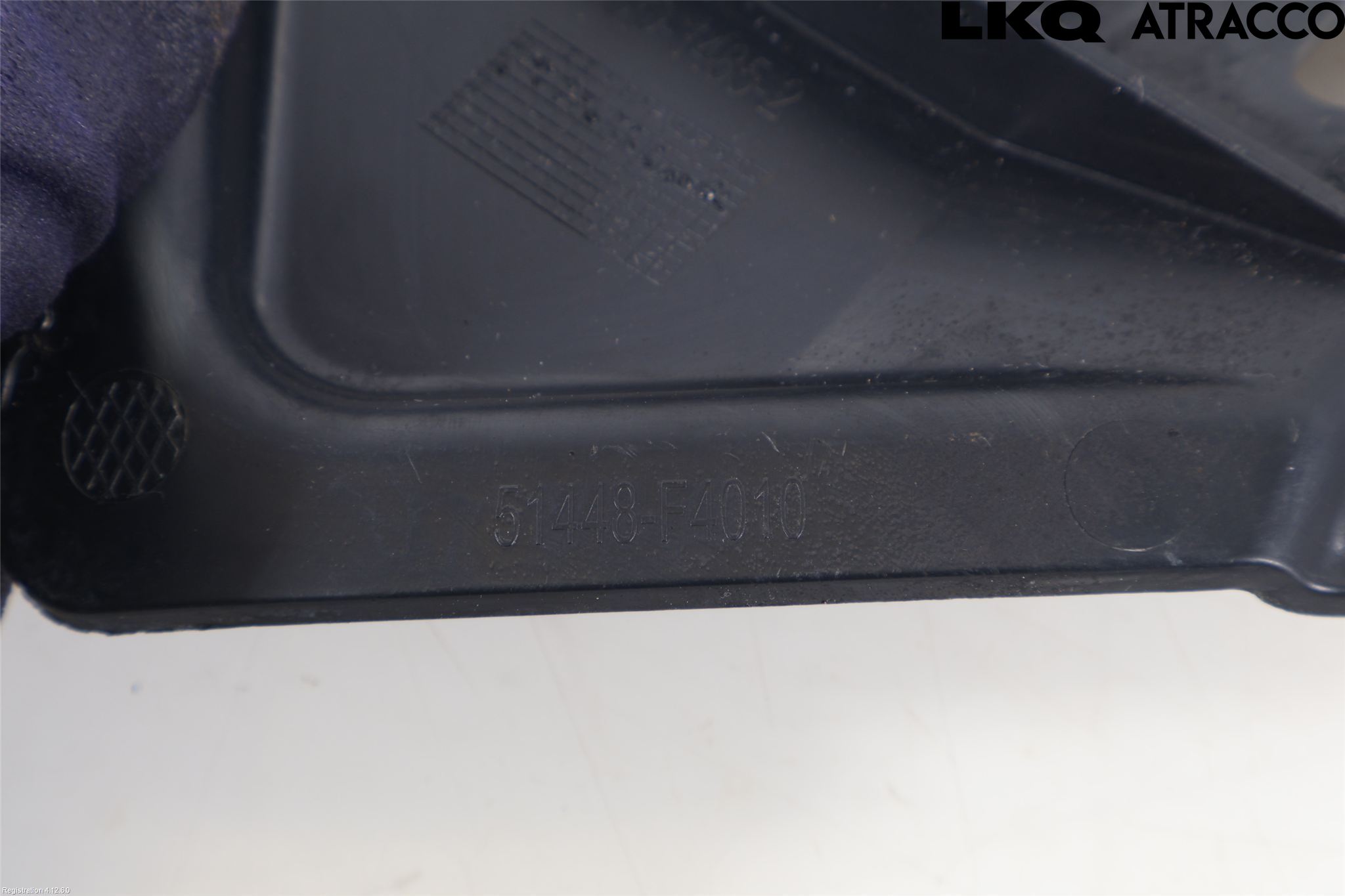 Toyota C-HR 24- Hasplåt Plåt-Plast