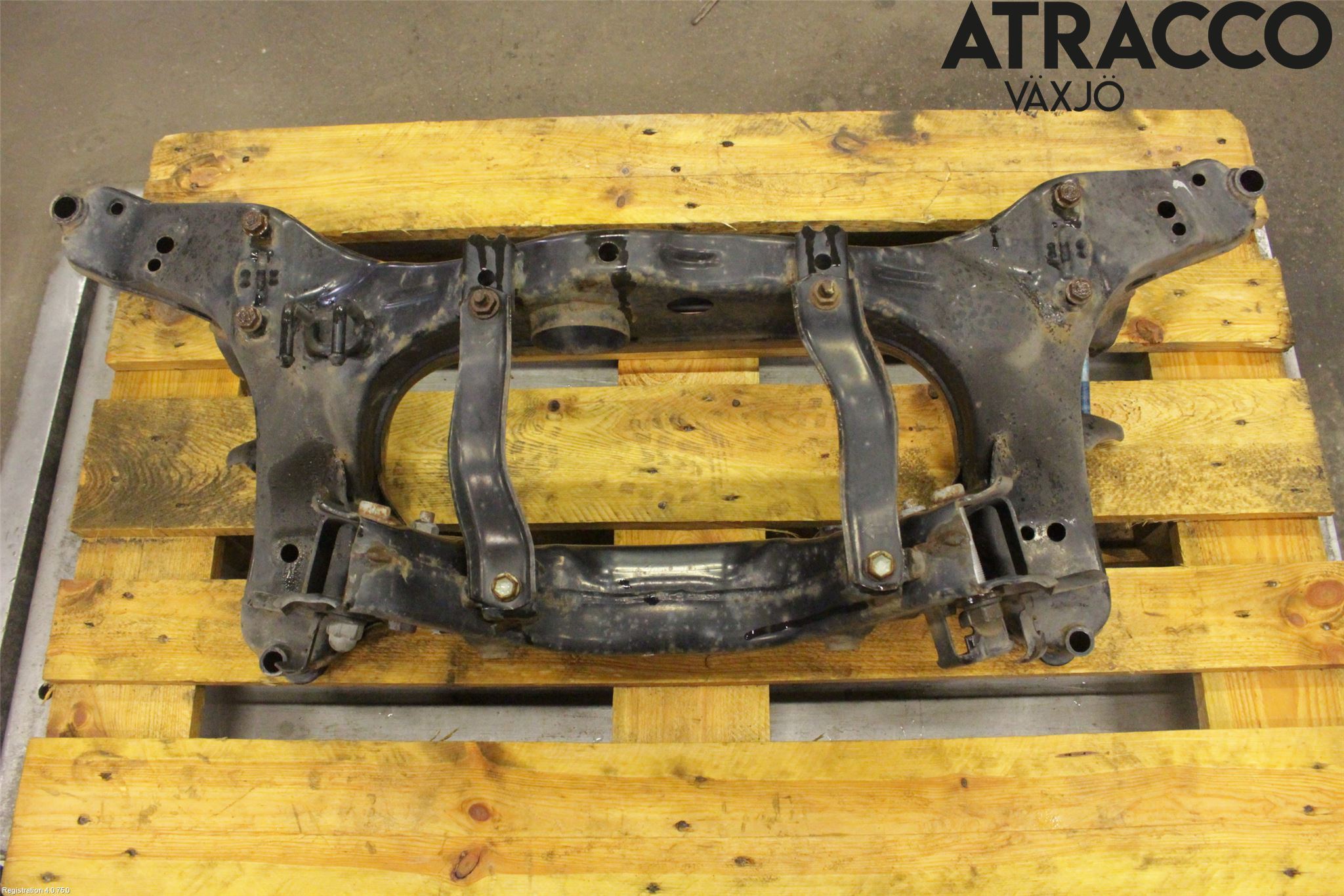 Nissan X-TRAIL 14-21 Bakaxelbalk