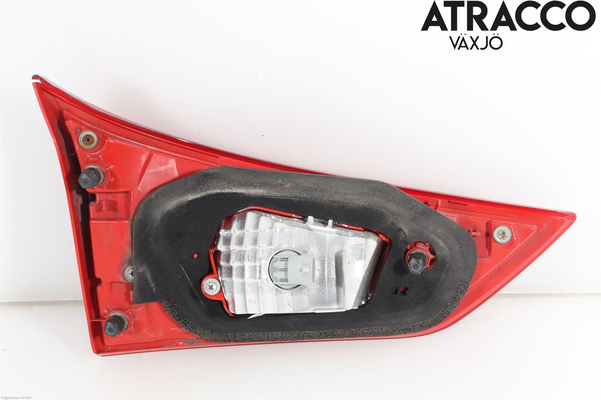 Toyota AURIS 13-19 Bakljus Lucka Hö