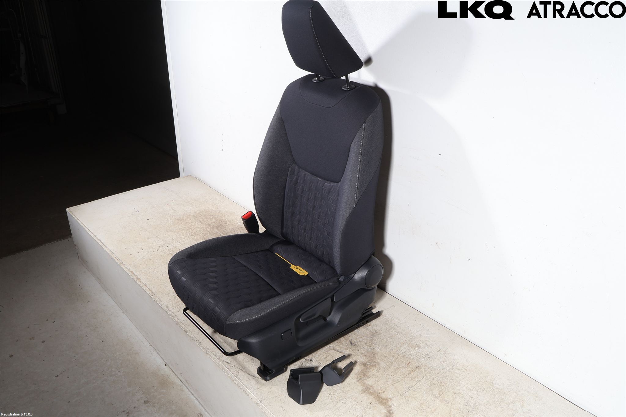 Toyota YARIS XP21 20- Inredning Stol Fram Vä