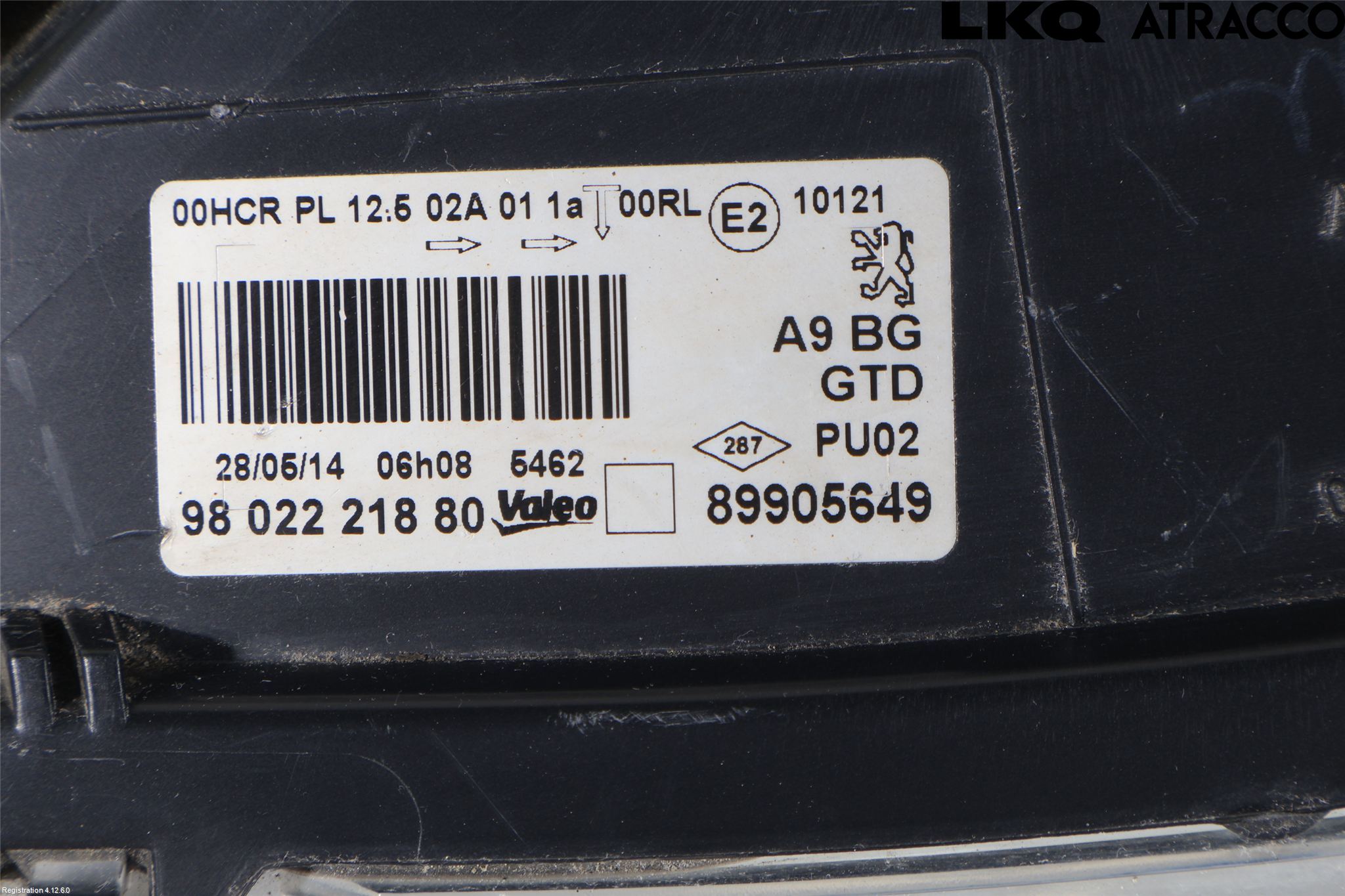 Peugeot 208 12-15 Strålkastare Vänster