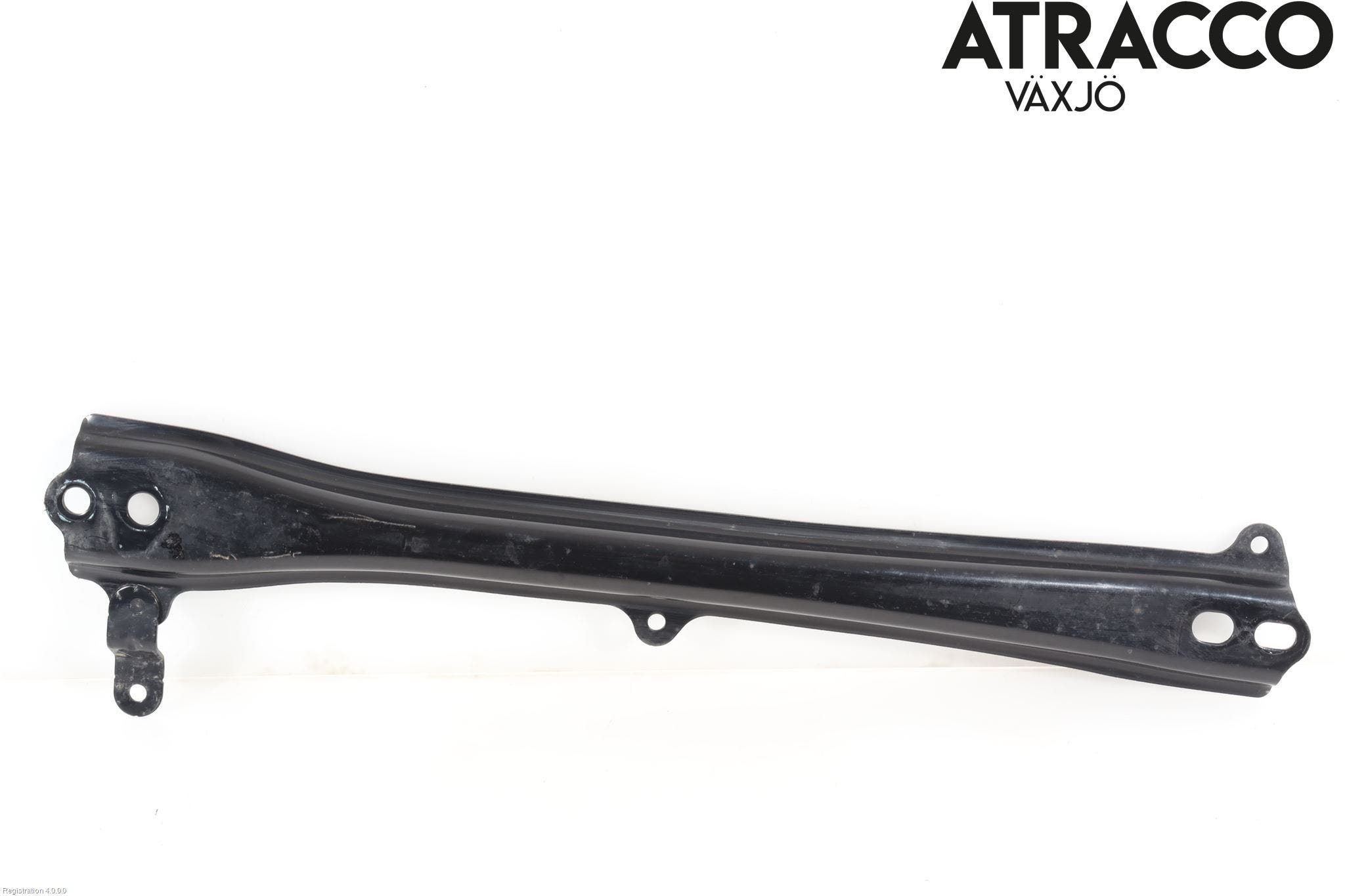 Toyota PRIUS (ZVW50) 16-21 Motorbalk