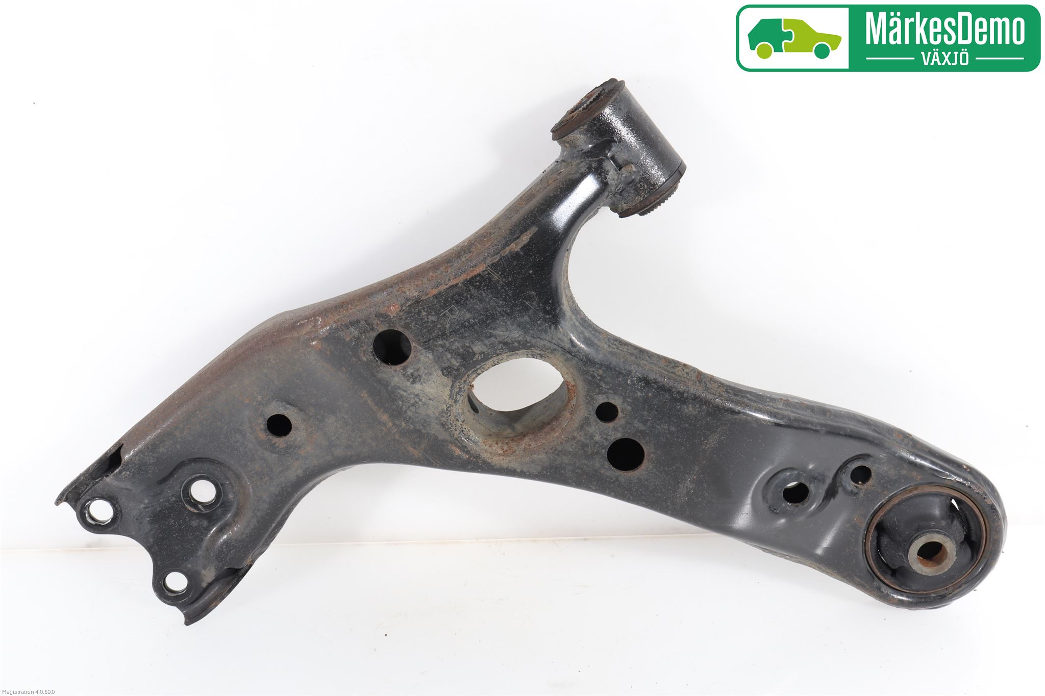 Toyota AURIS 13-19 Bärarm Fram Undre Hö