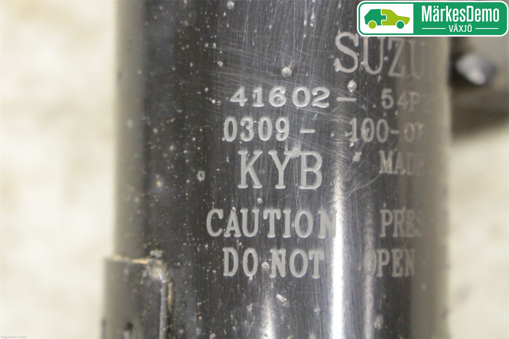 Suzuki VITARA 15- Fjäderben Fram Vänster