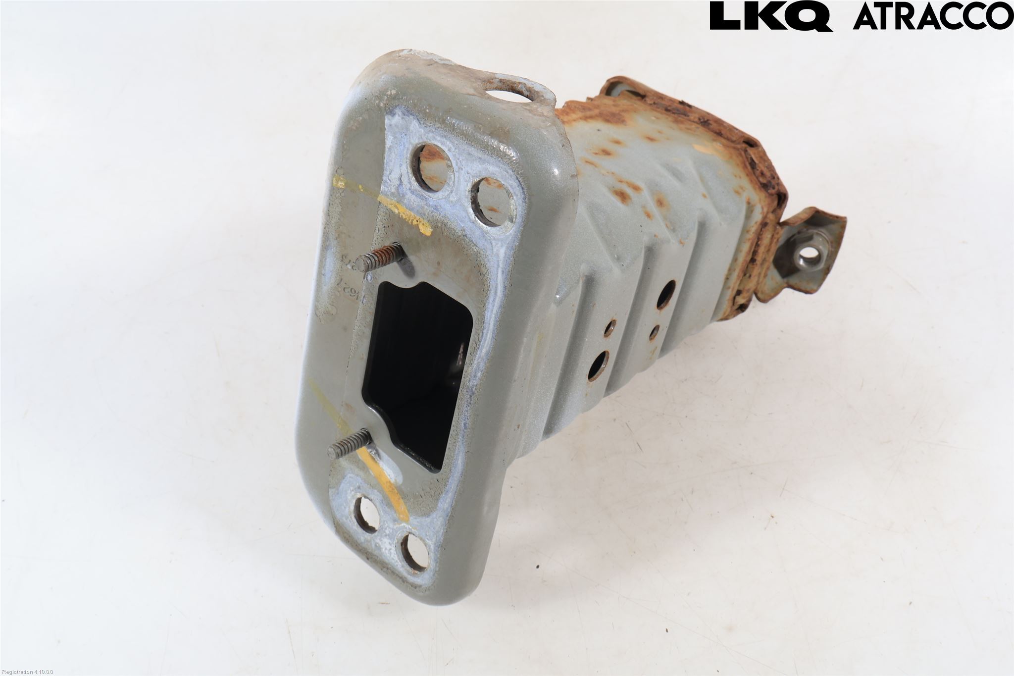 Toyota YARIS XP130 12-14 Stötfångarbärjärn Fram