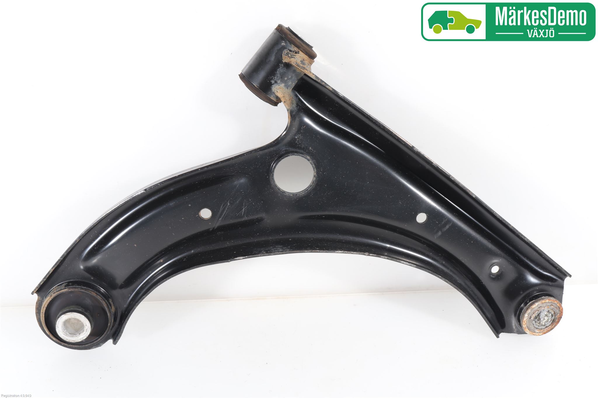 Suzuki SWIFT 17-24 Bärarm Fram Undre Vä