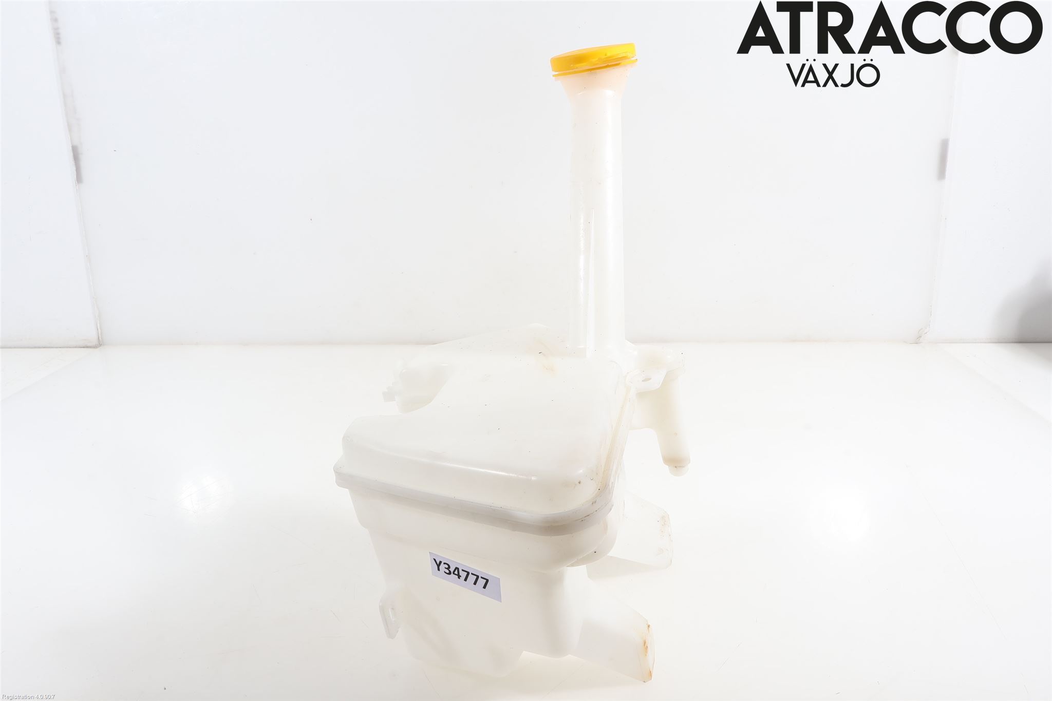 Toyota YARIS XP130 15-20 Spolartank Vindruta
