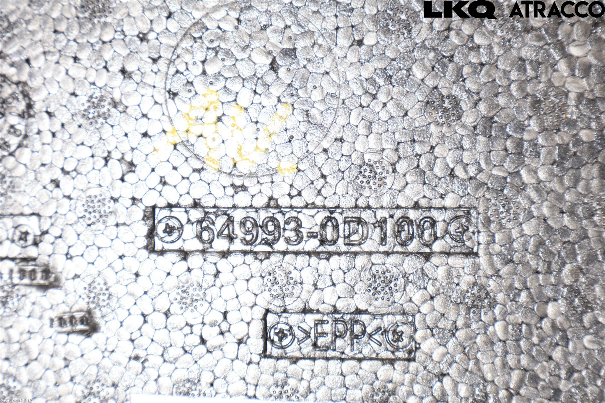 Toyota YARIS XP21 20- Inrbagagerumklädsel-Golv