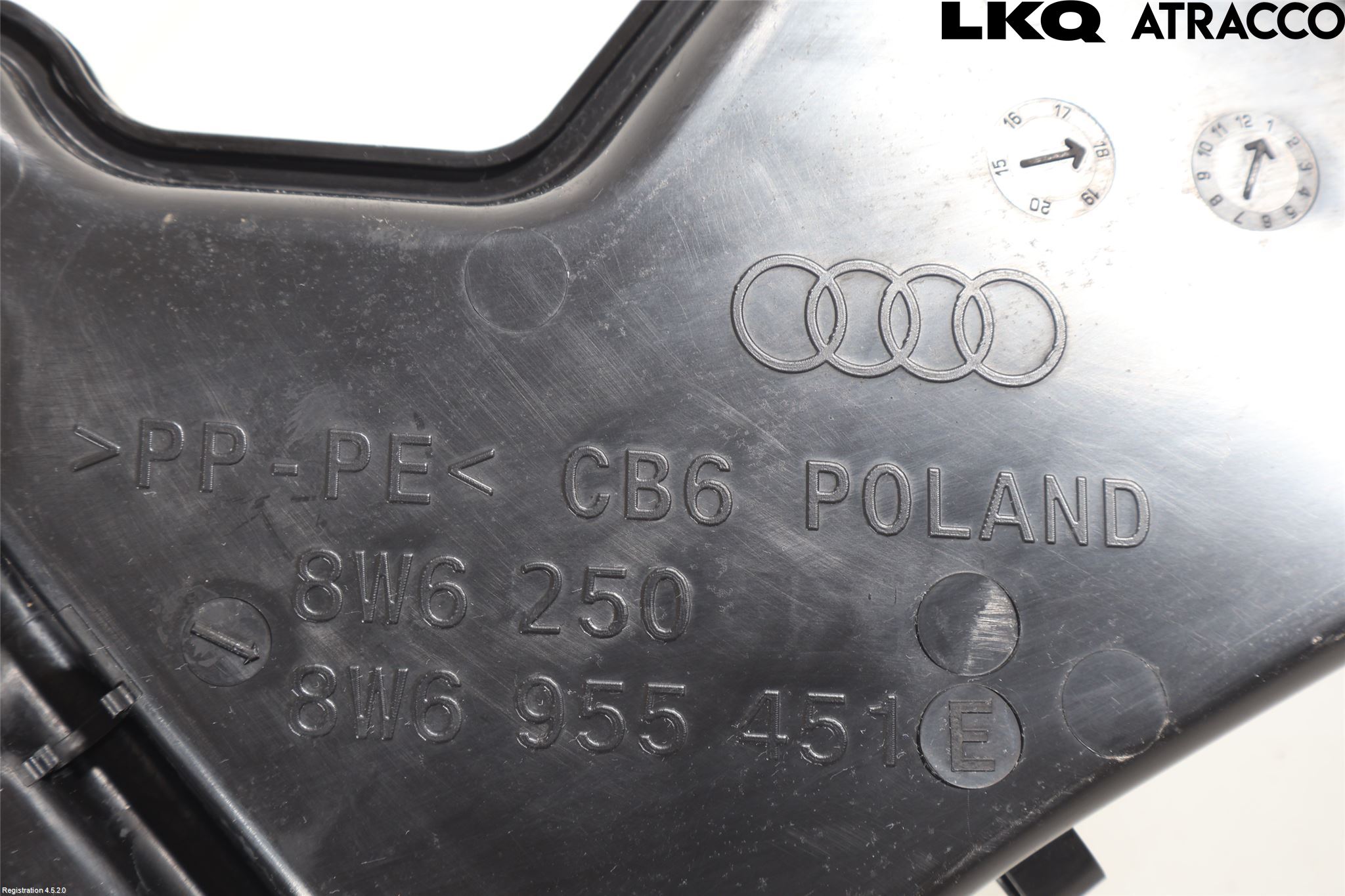 Audi A5 17- Spolartank Vindruta-Strål