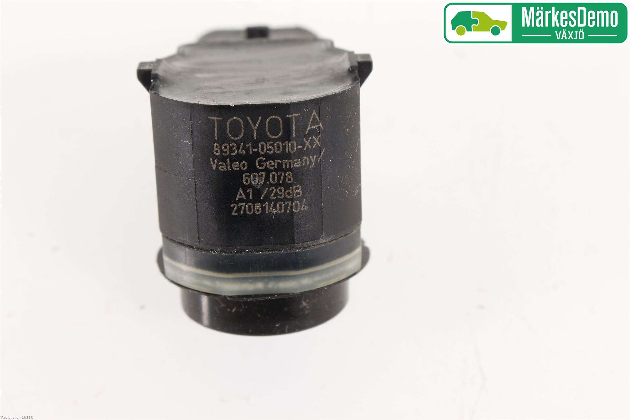 Toyota AURIS 13-19 Parkeringshjälp Frontsensor