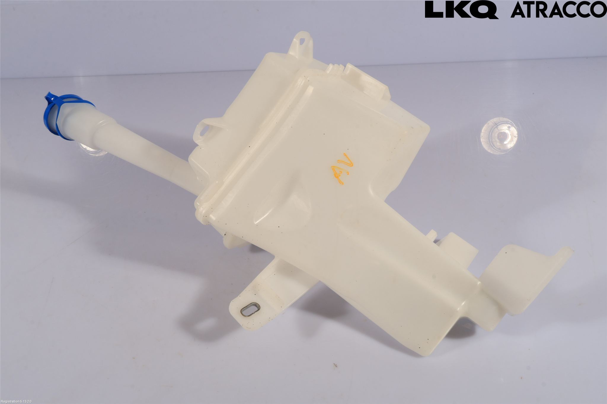 Toyota YARIS XP21 20- Spolartank Vindruta