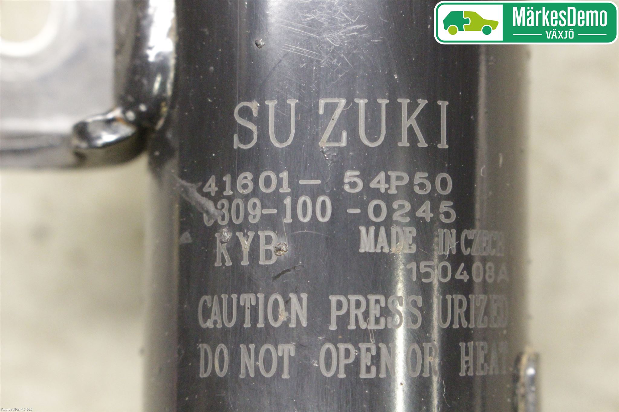 Suzuki VITARA 15- Fjäderben Fram Höger