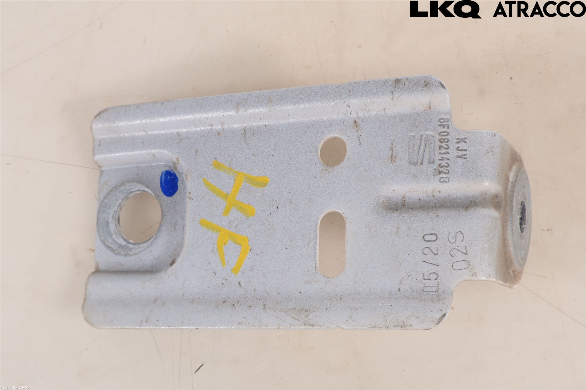 Seat IBIZA V 17-20 Skärmfäste Fram Hö