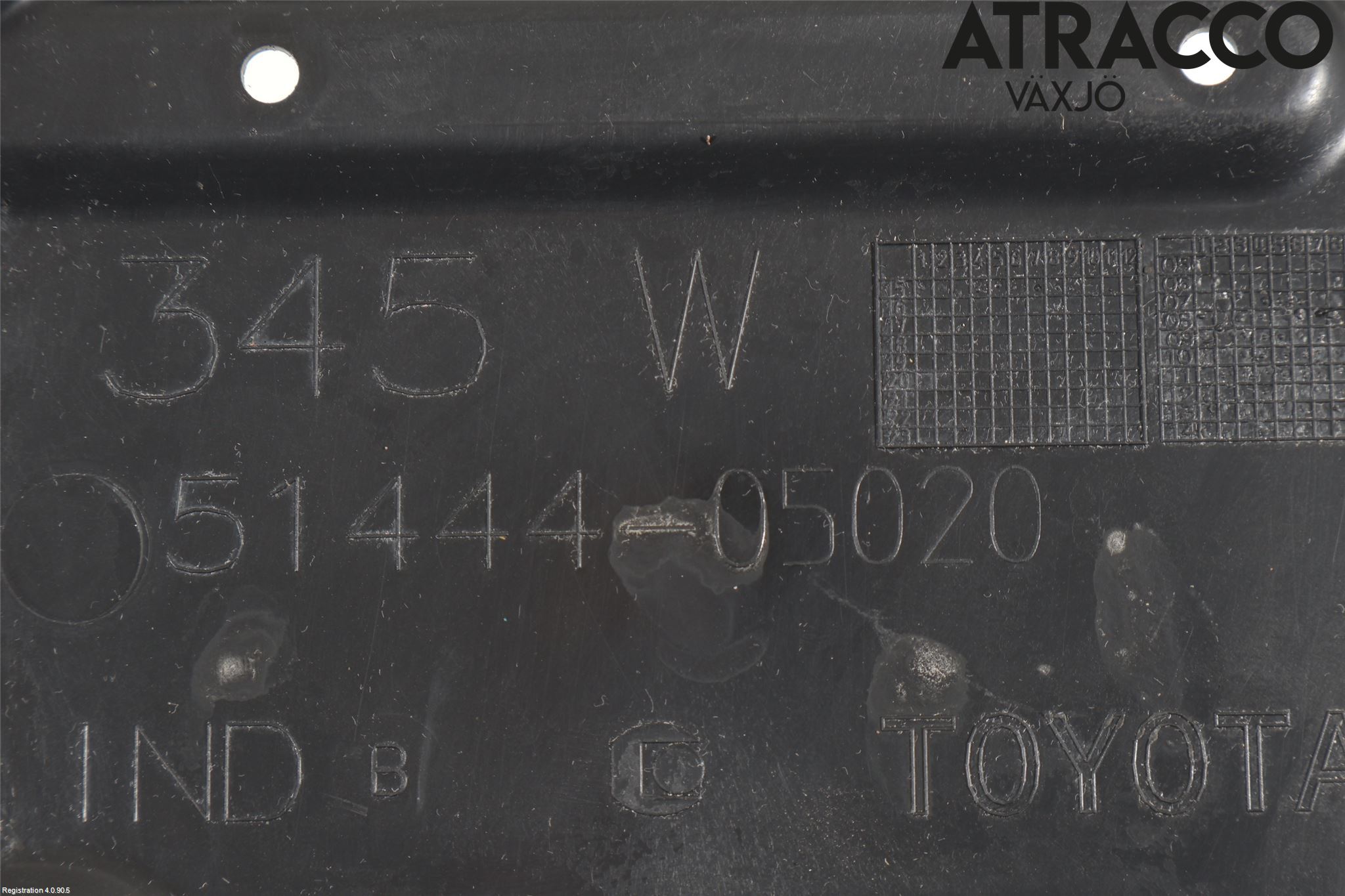 Toyota AURIS 13-19 Hasplåt Plåt-Plast