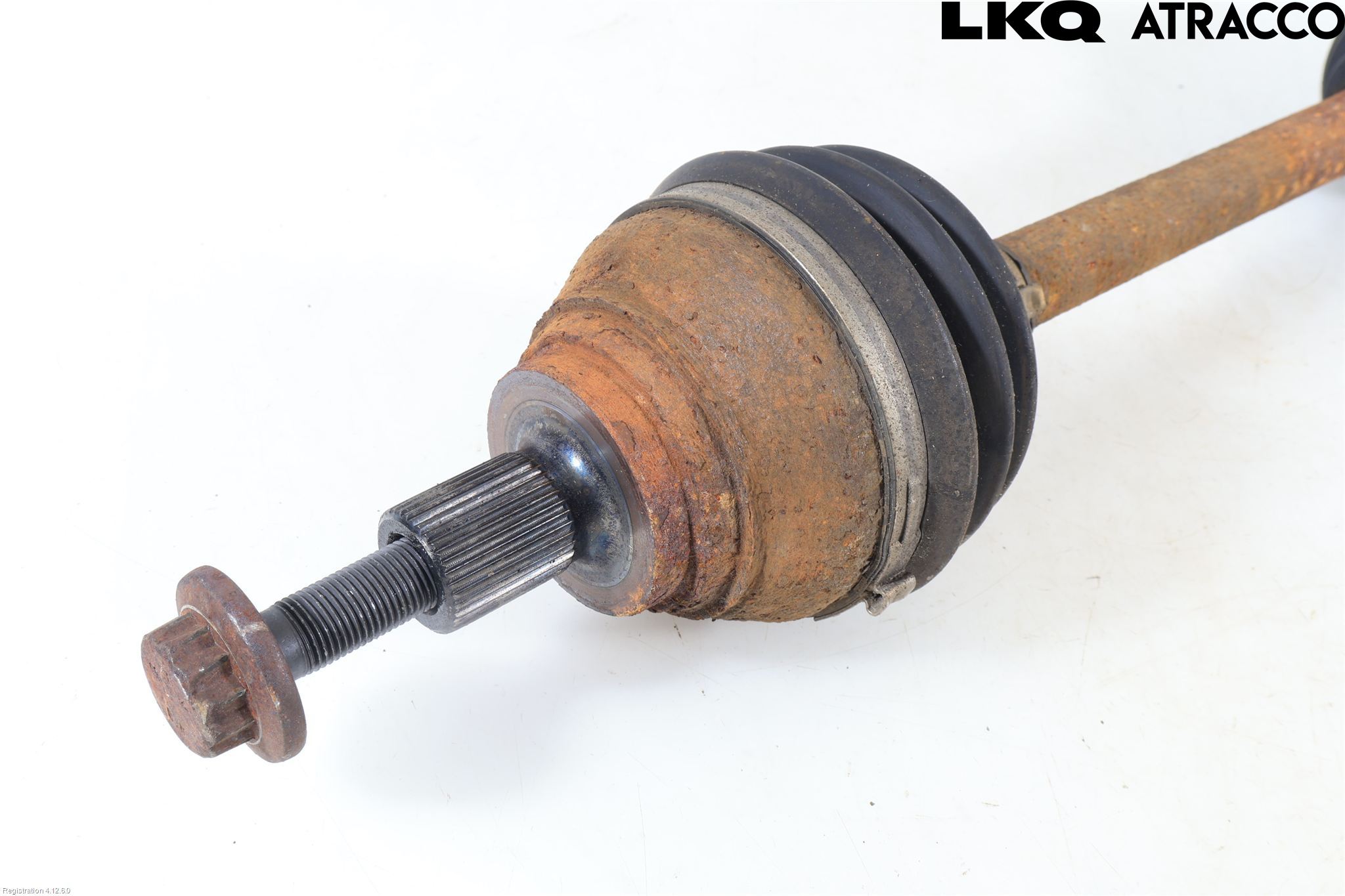 Volkswagen VW TIGUAN 16-24 Drivaxel Fram Höger