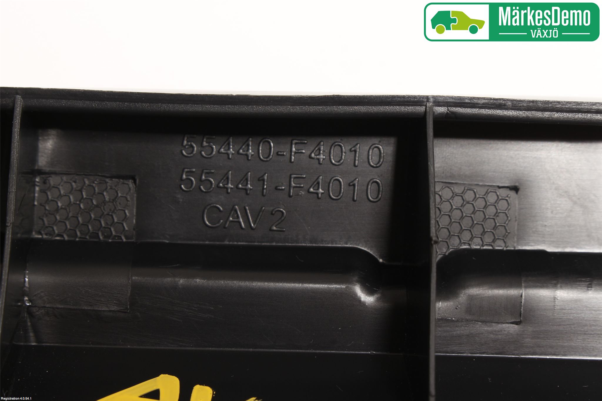 Toyota C-HR 16-23 Instrumentbräda Förvaringsfack