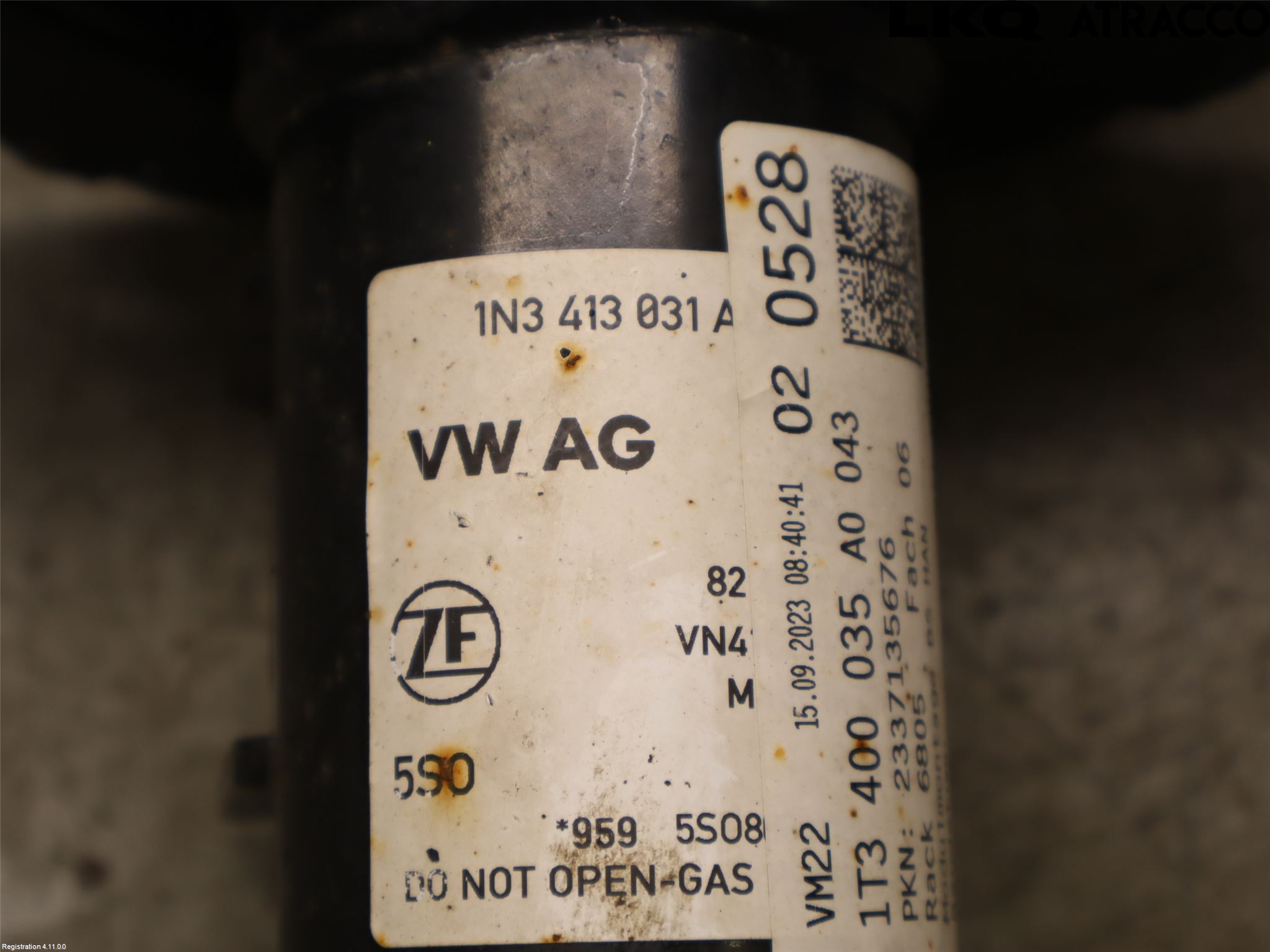 Volkswagen VW ID BUZZ/CARGO 22- Fjäderben Fram Höger