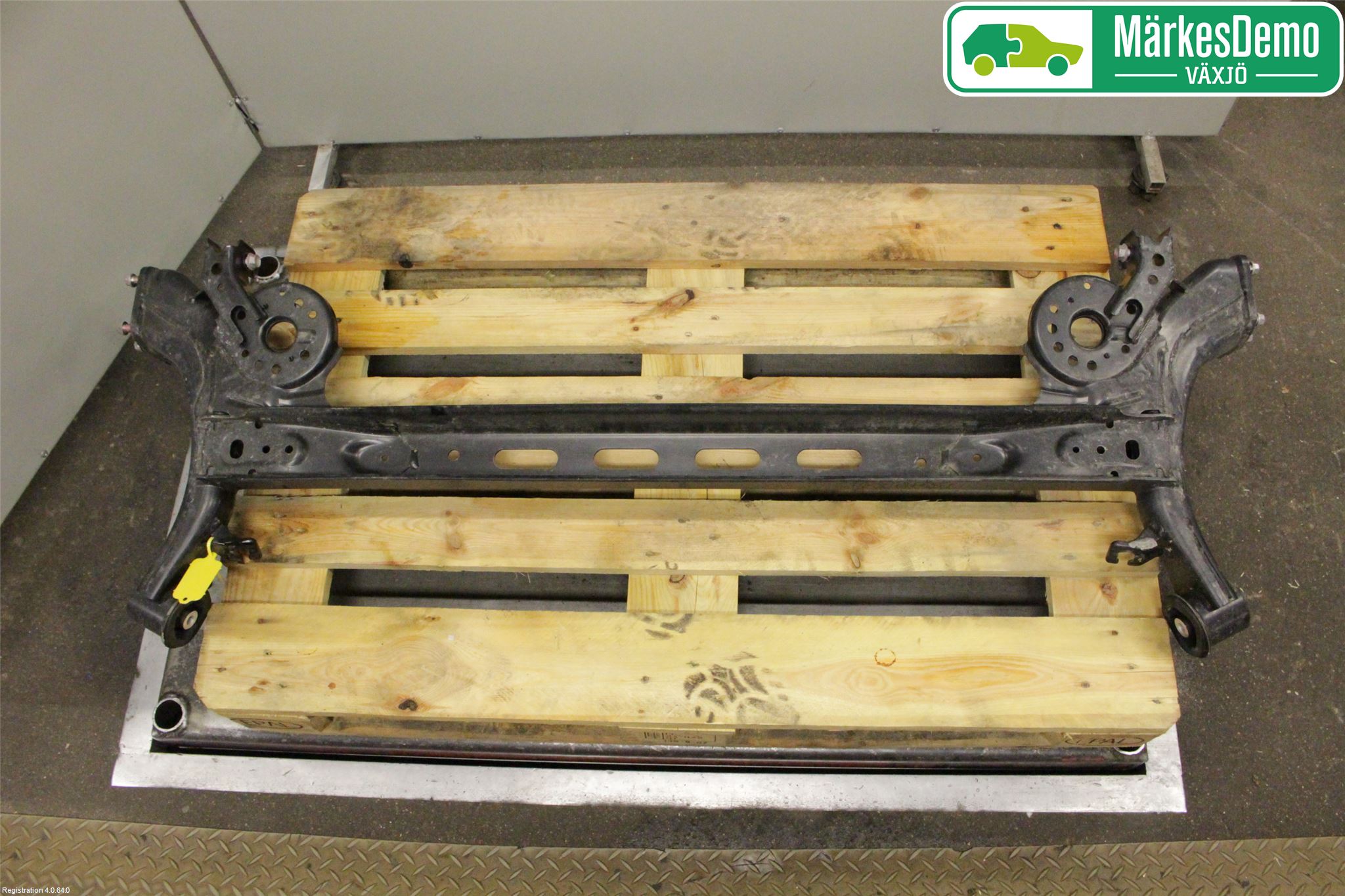 Suzuki SWIFT 17-24 Bakaxelbalk