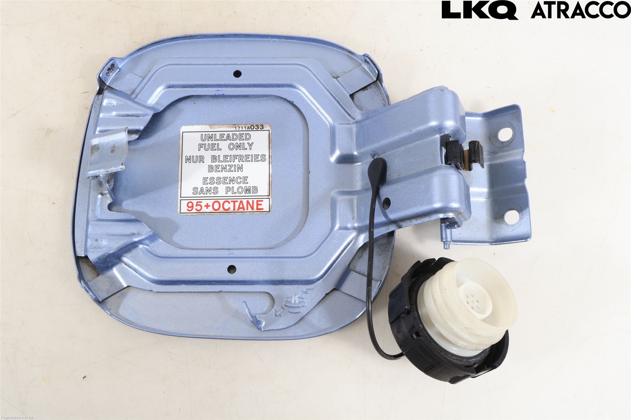 Mitsubishi OUTLANDER 13-21 Tanklucka