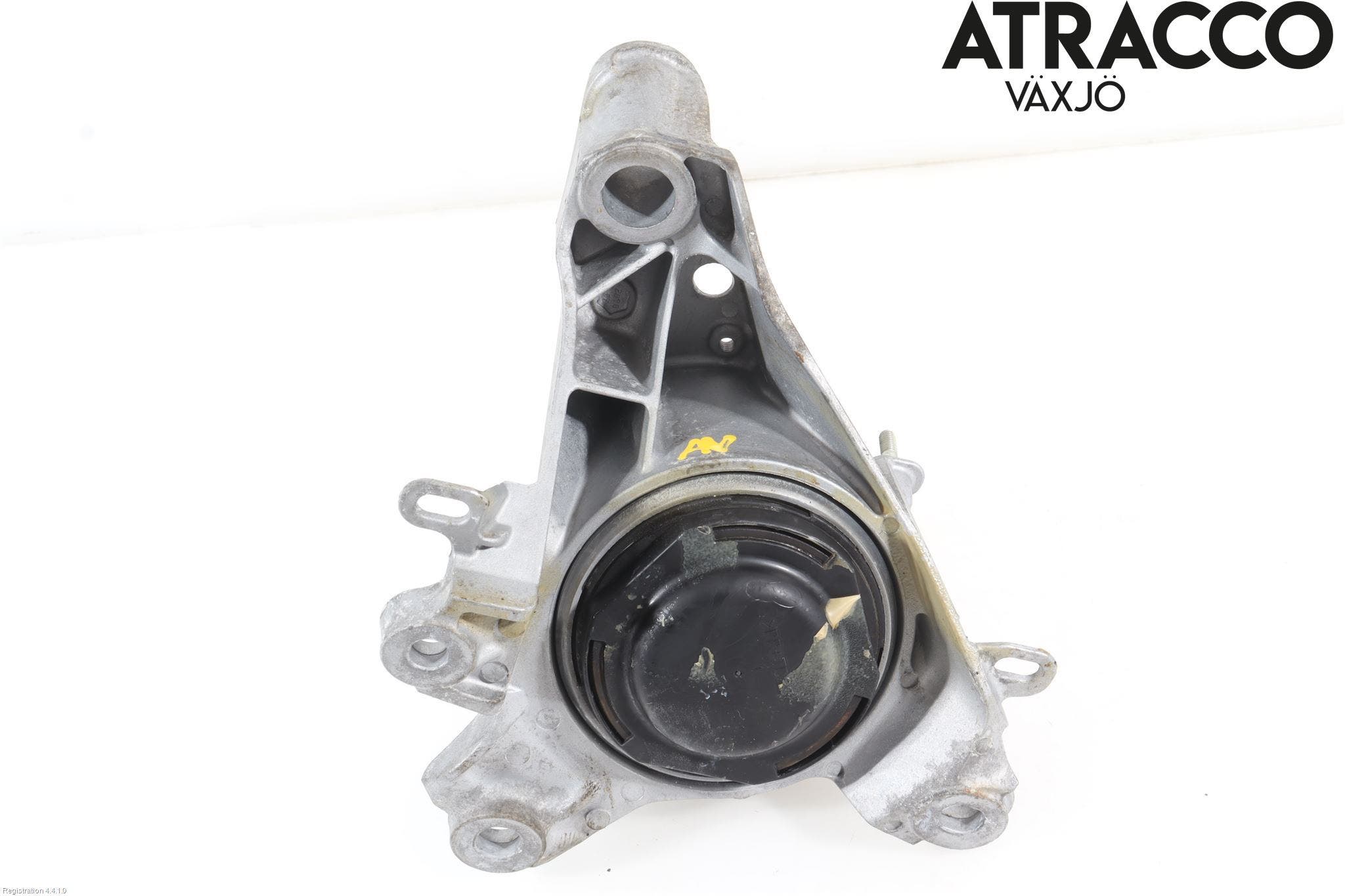 Mazda CX-60 22- Motorfäste