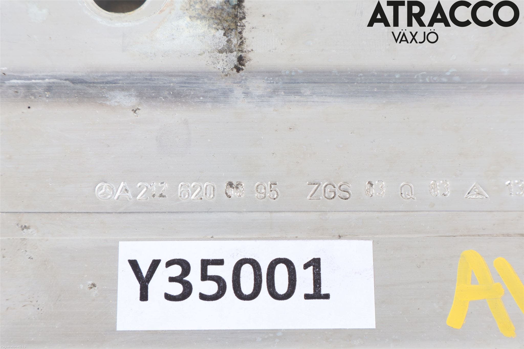 Mercedes-Benz MB E-KLASS (W212) 09-16 Stötfångarbärjärn Fram