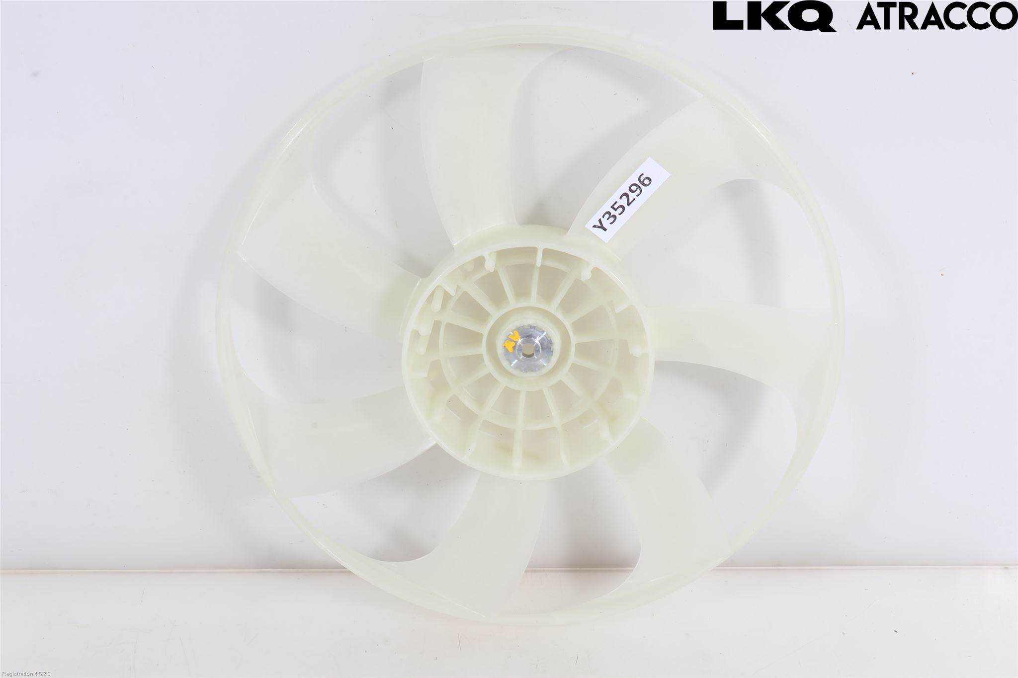 Toyota COROLLA 19- Kylfläkt-Vinge