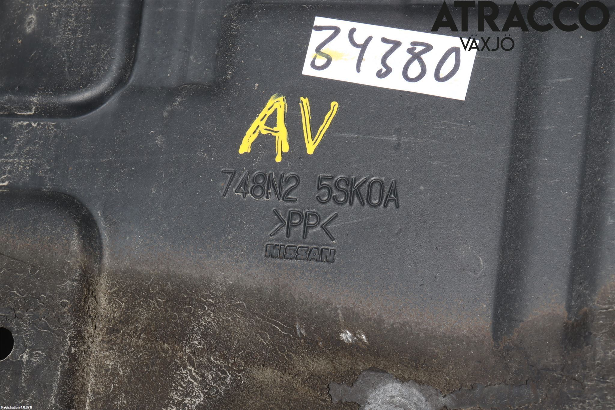 Nissan LEAF 18- Hasplåt Plåt-Plast