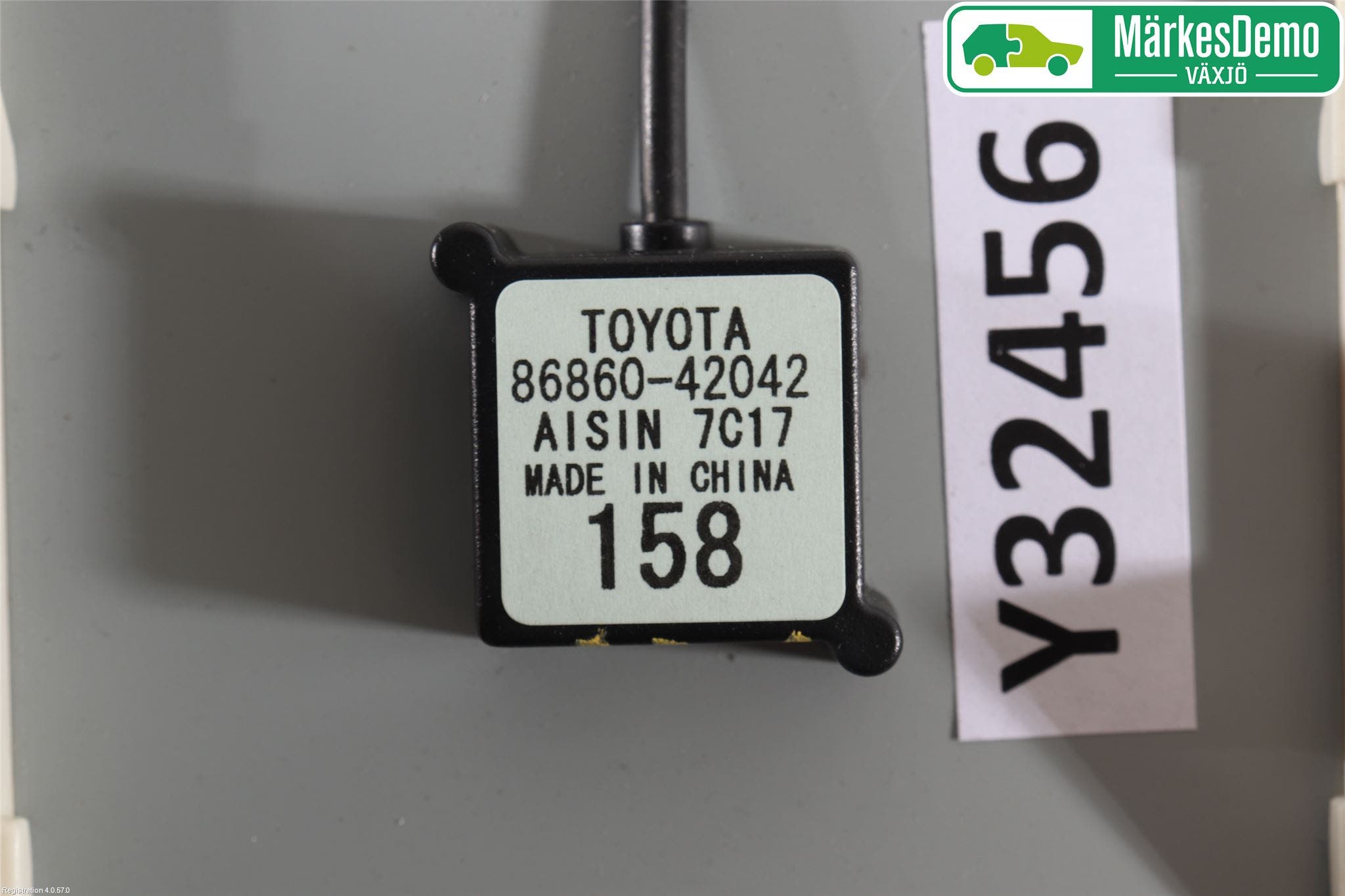 Toyota RAV4 13-18 Antenn El