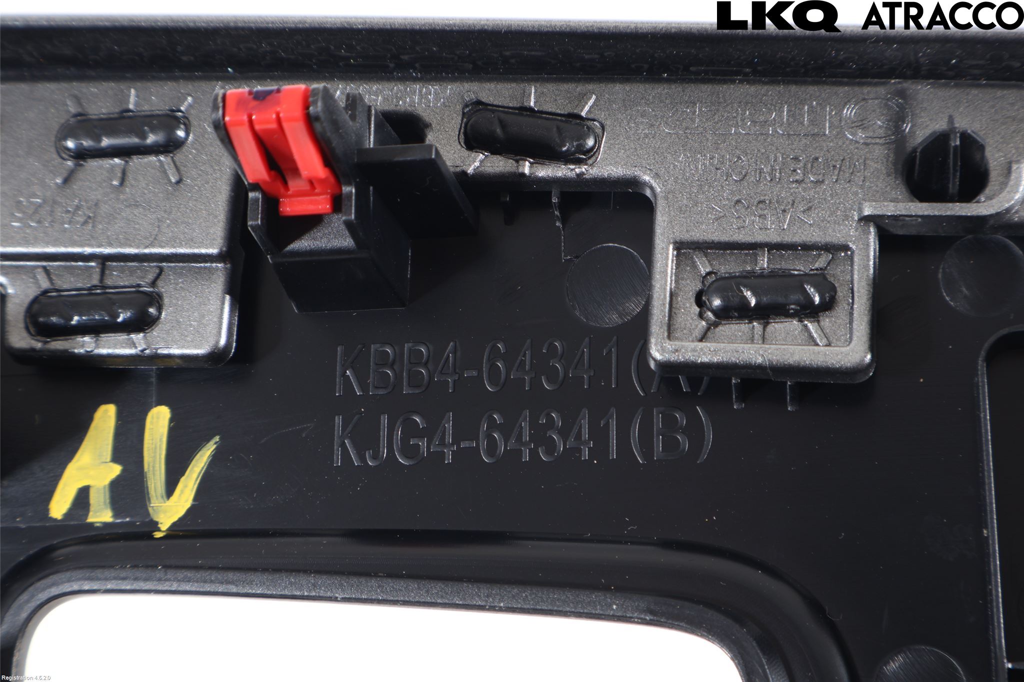 Mazda CX-60 22- Instrumentkonsoll Mitt