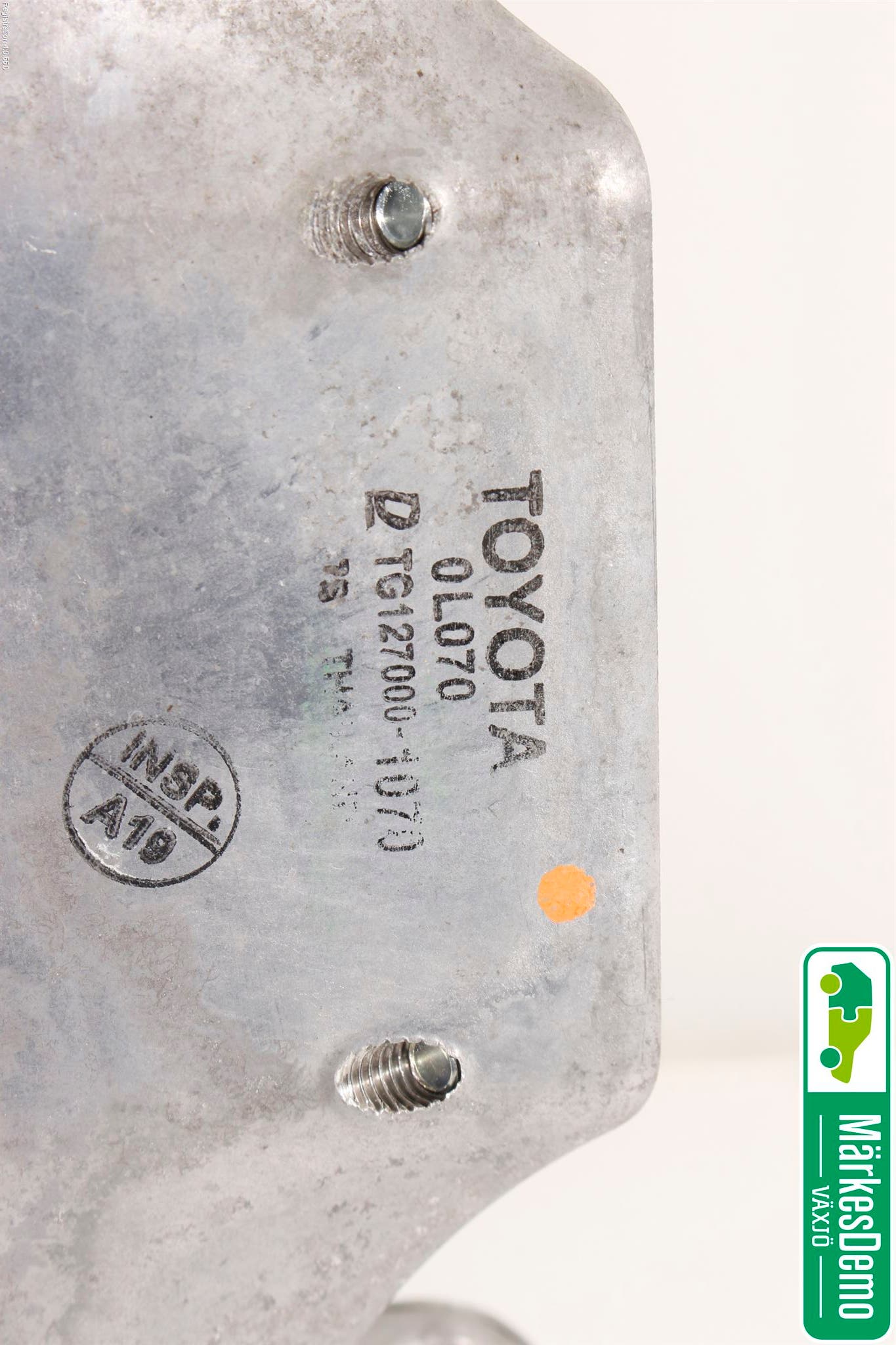 Toyota HILUX 05-16 Laddluft-Intercooler Kyl