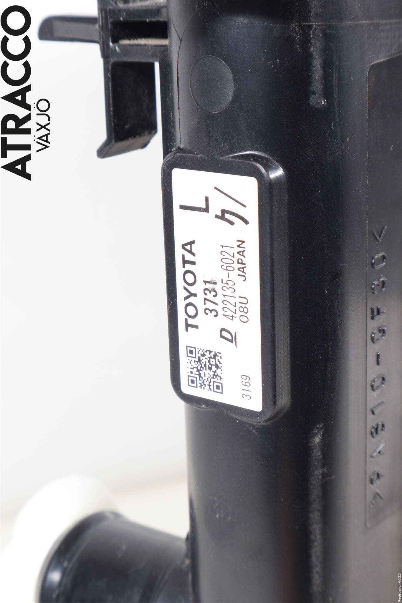 Toyota PRIUS (ZVW50) 16-21 Kylare Aut