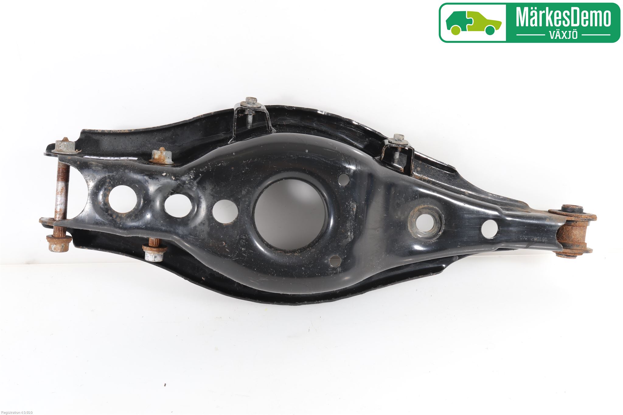 Toyota AVENSIS 16-18 Bärarm Bak Höger