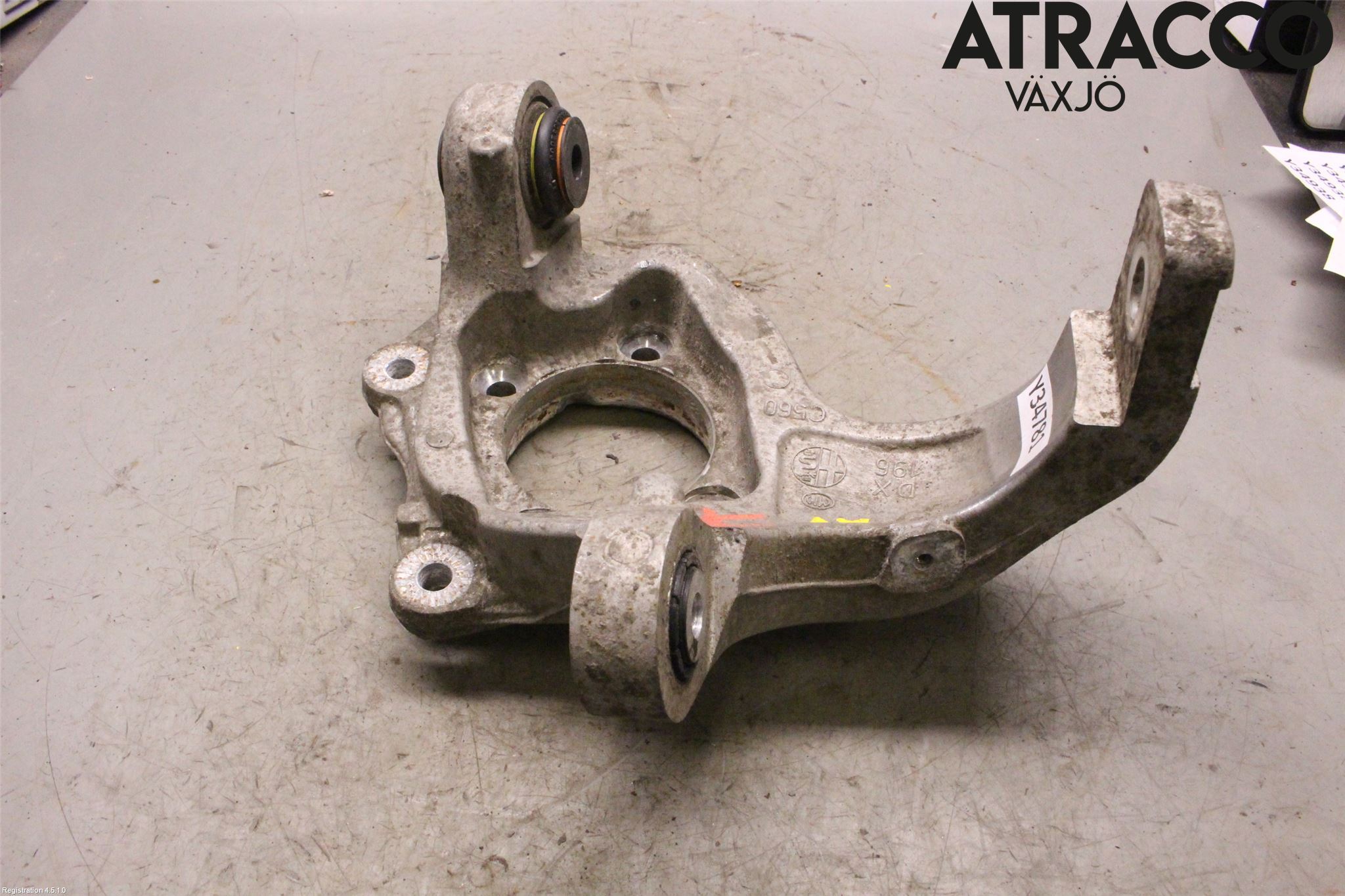 Alfa GIULIA Hjullagerhus-Spindel Hö B