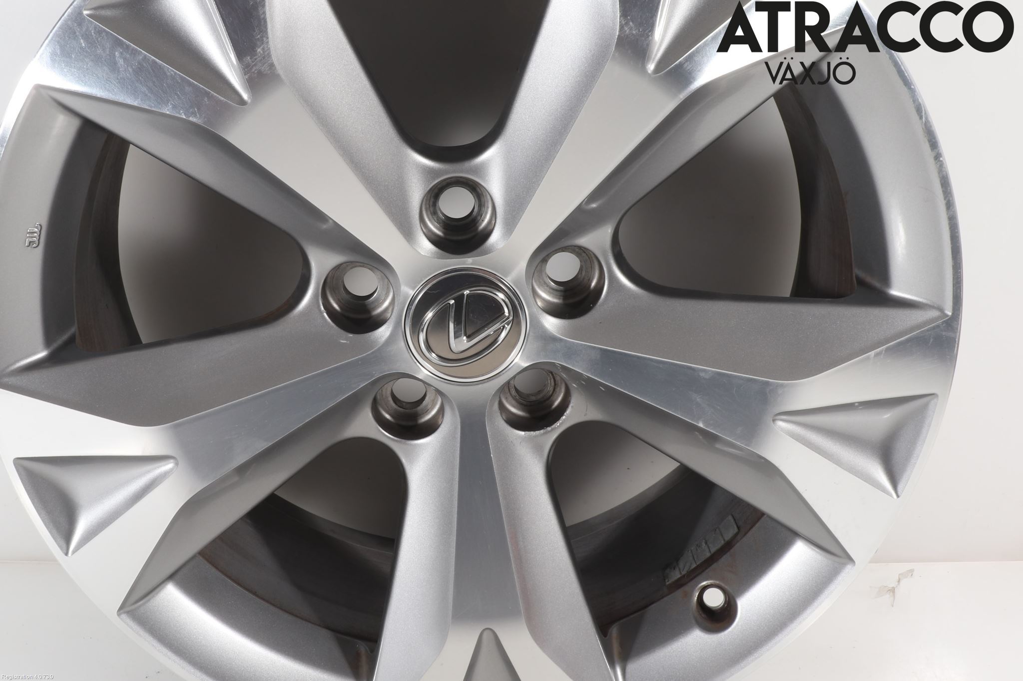 Lexus NX 300h 15-21 Fälg Aluminium