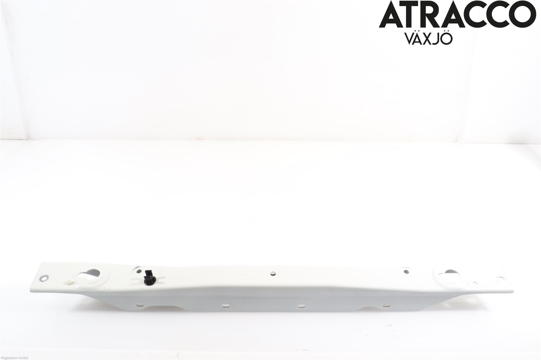 Mitsubishi L200 16-23 Frontplåt Övre