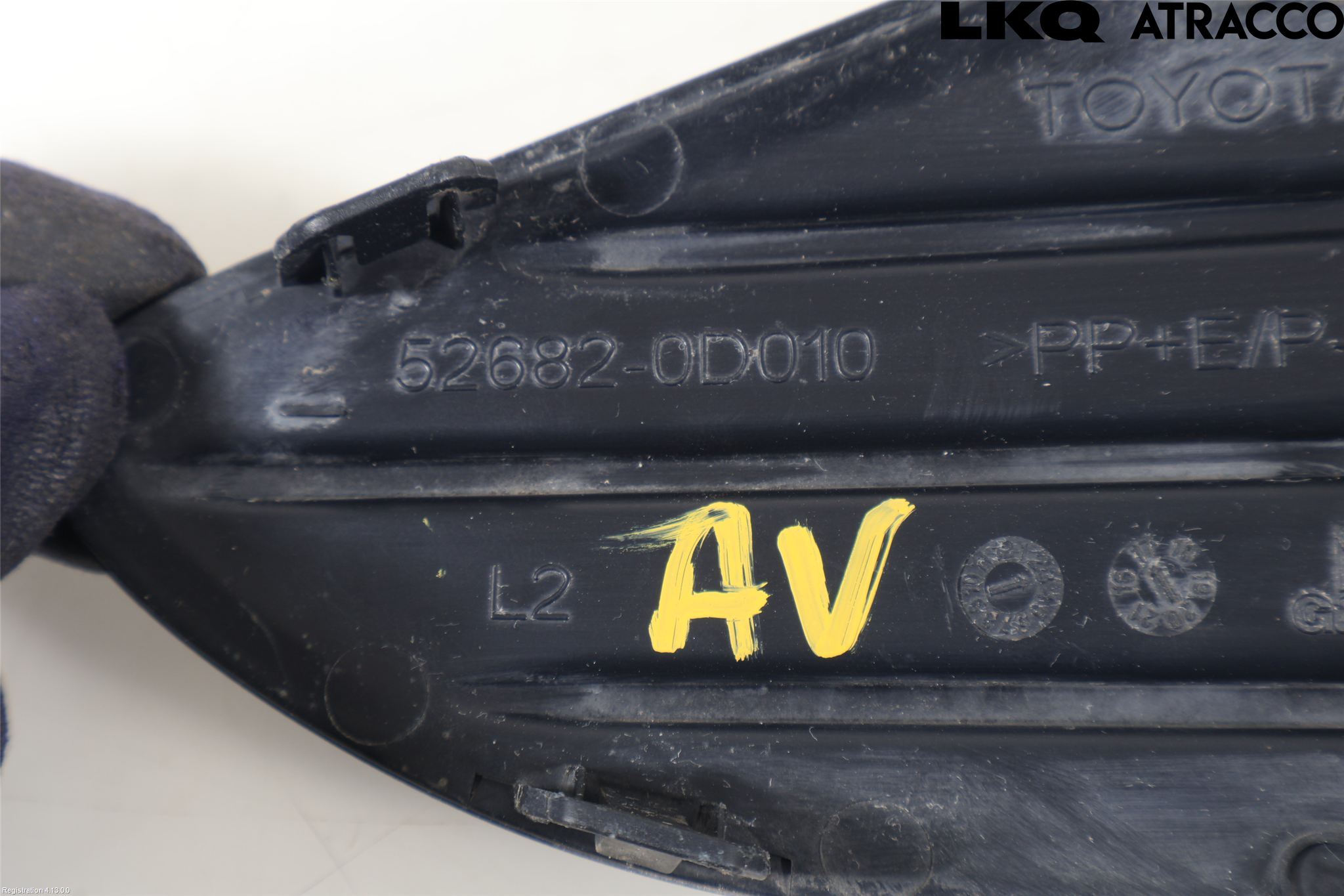Toyota YARIS XP130 15-20 Stötfångardel Bak Vä