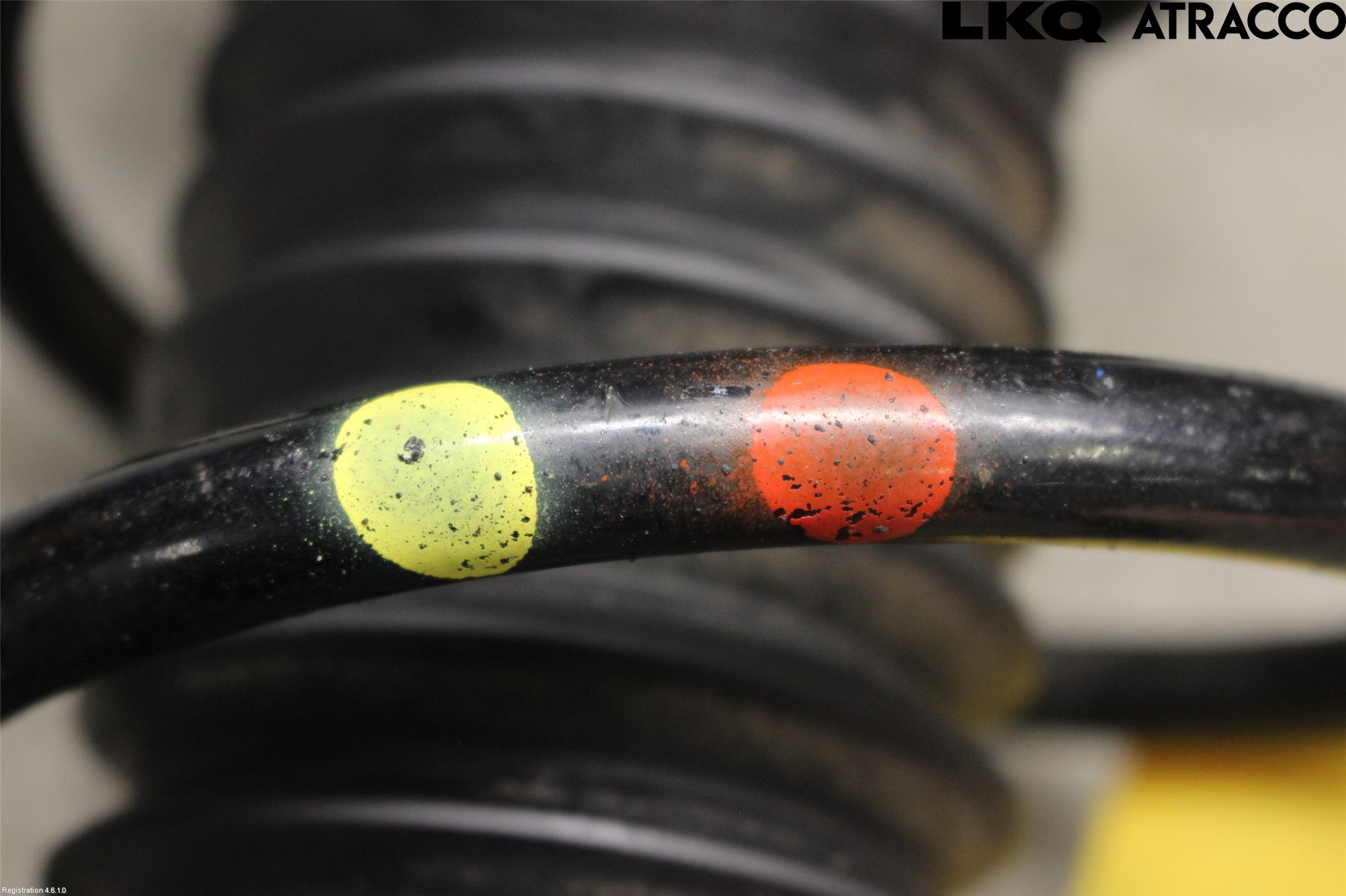 Suzuki VITARA 15- Fjäderben Fram Vänster