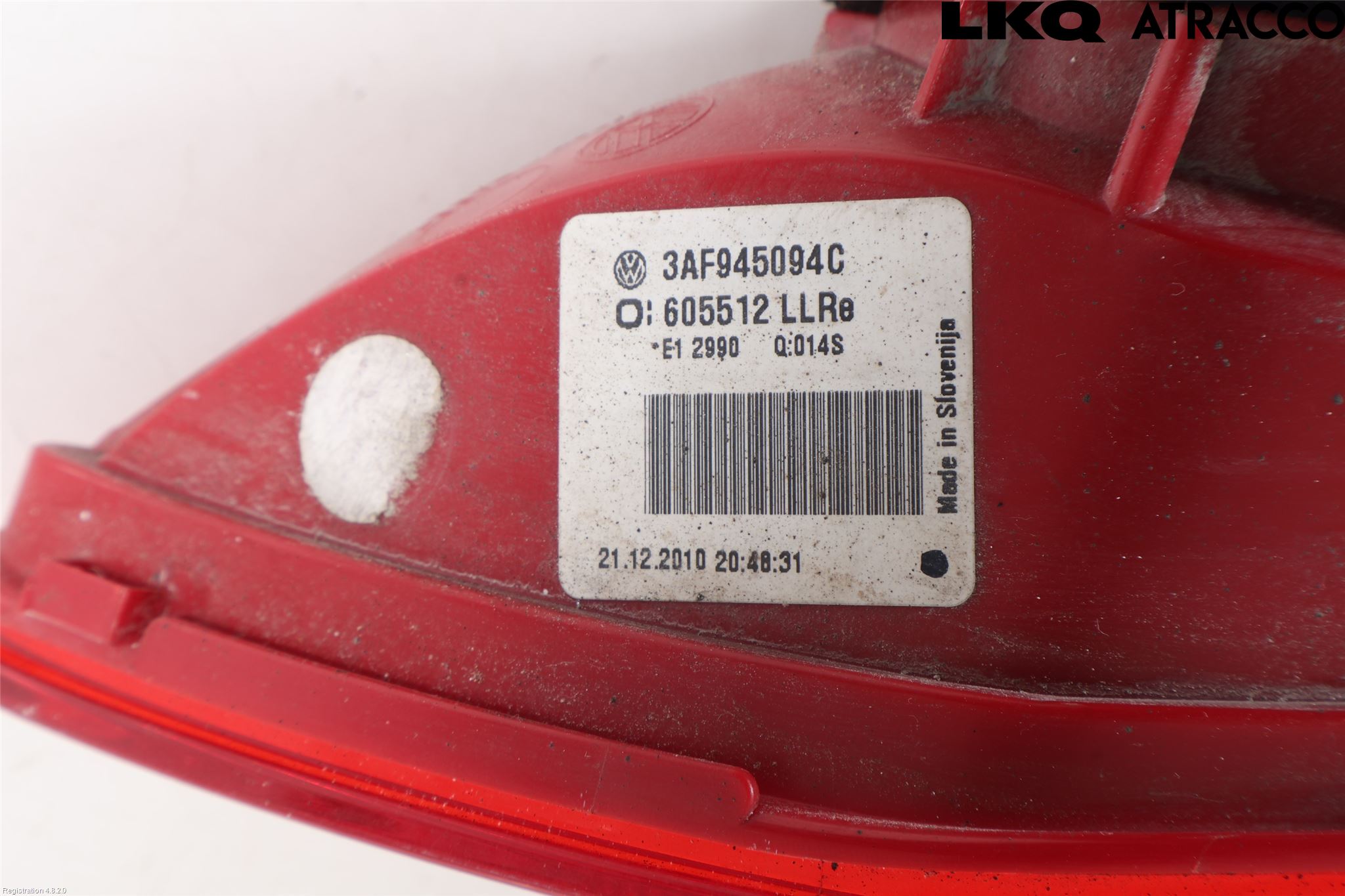 Volkswagen VW PASSAT 11-14 Bakljus Lucka Hö
