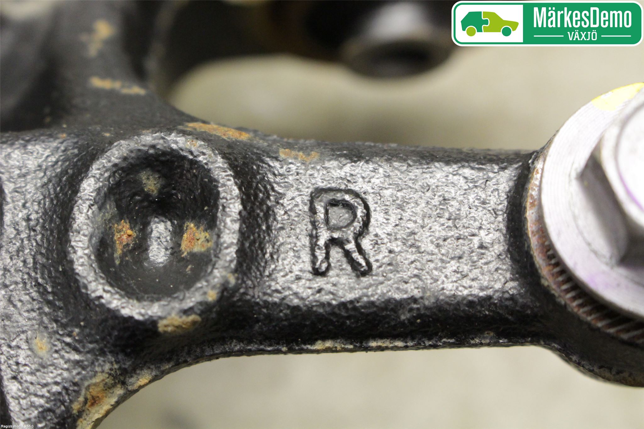 Toyota C-HR 16-23 Hjullagerhus-Spindel Hö B