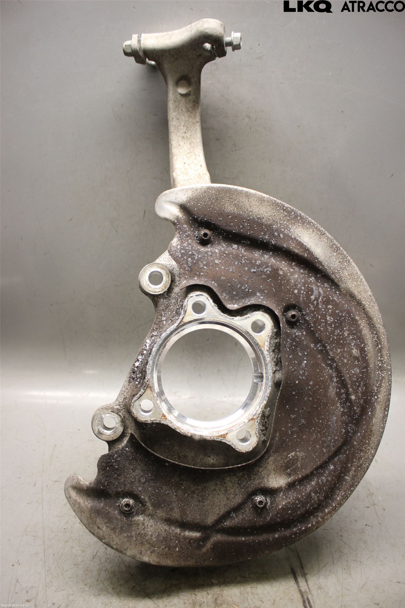 Audi A4/S4 B9 16-19 Styrspindel Lagerhus Hö