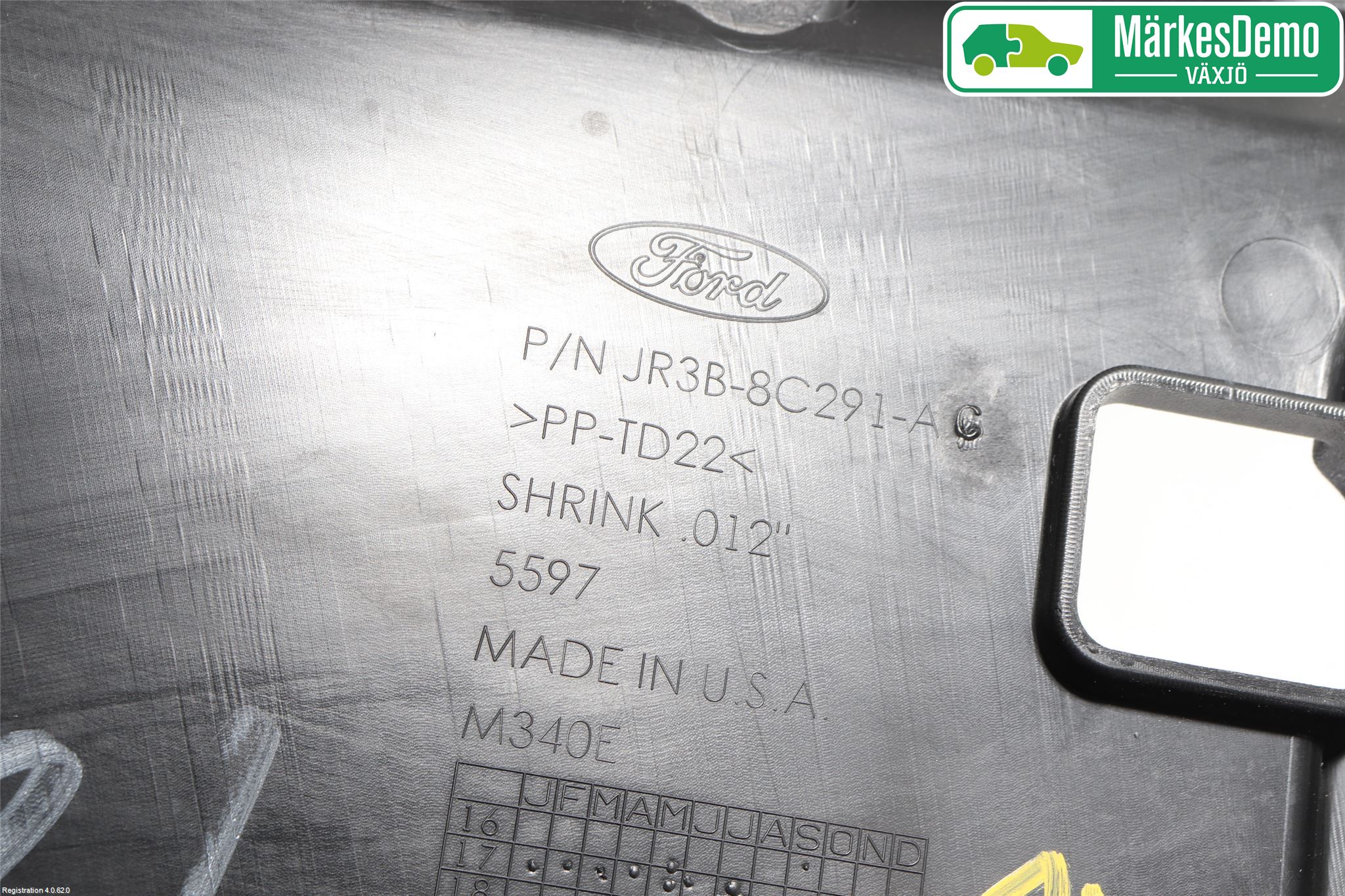 Ford MUSTANG VI 15-22 Frontplåt Övre