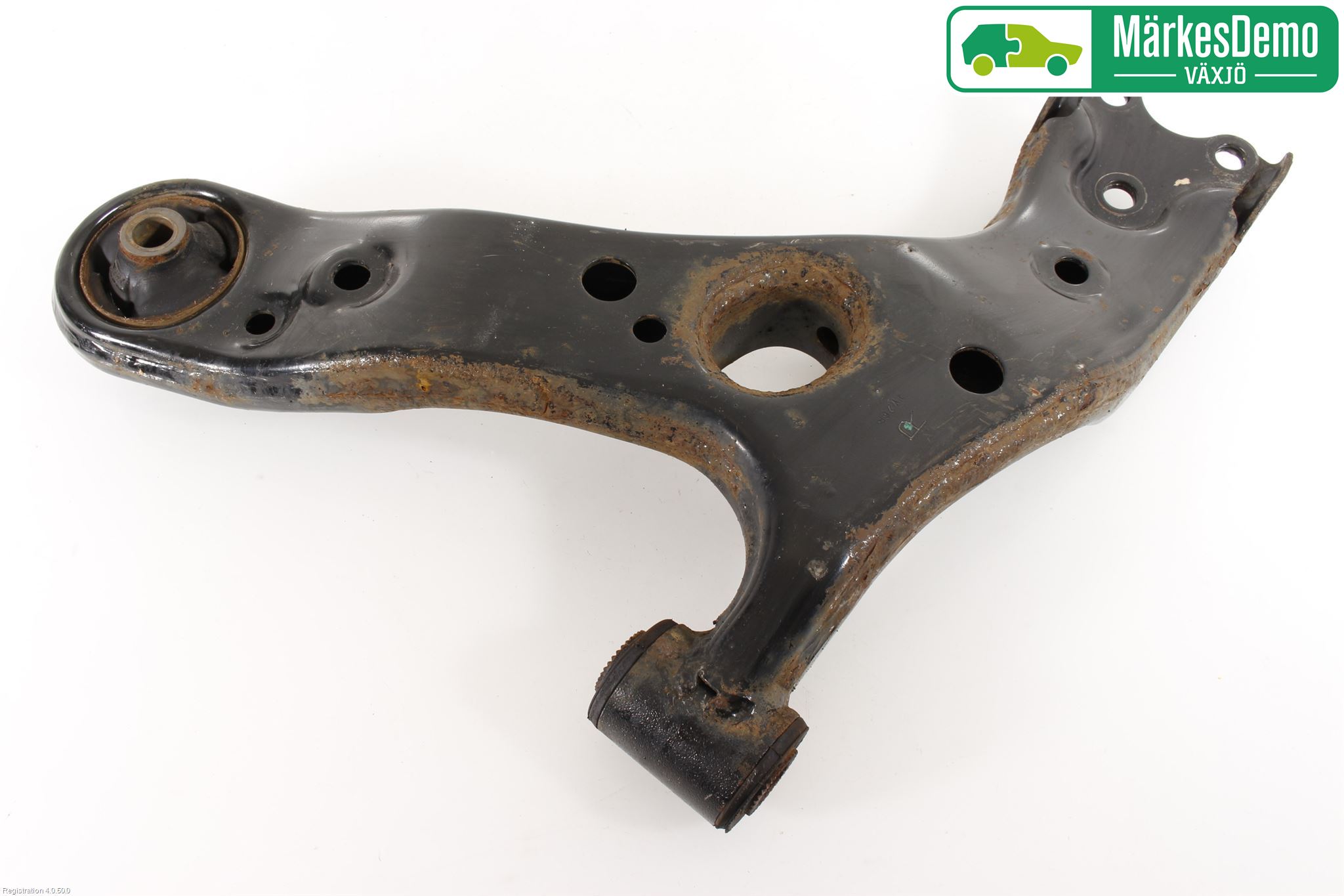 Toyota AURIS 13-19 Bärarm Fram Undre Hö