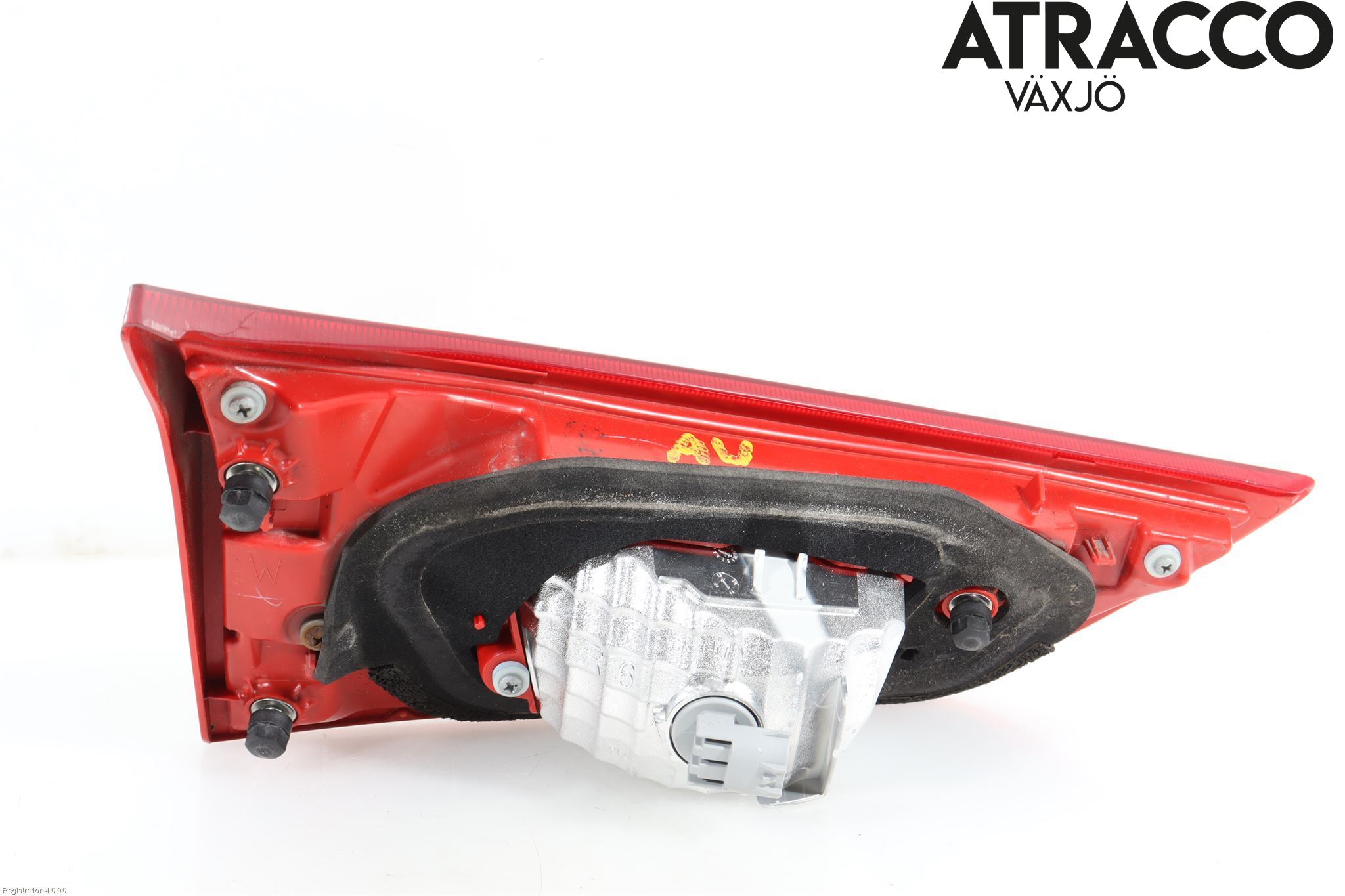 Toyota AURIS 13-19 Bakljus Lucka Hö