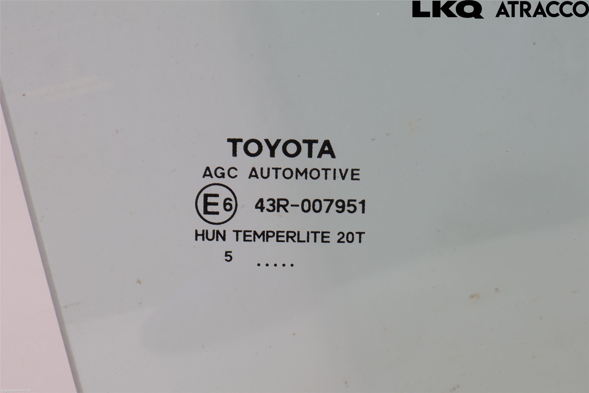 Toyota YARIS CROSS XP21 21- Dörruta Bak Höger