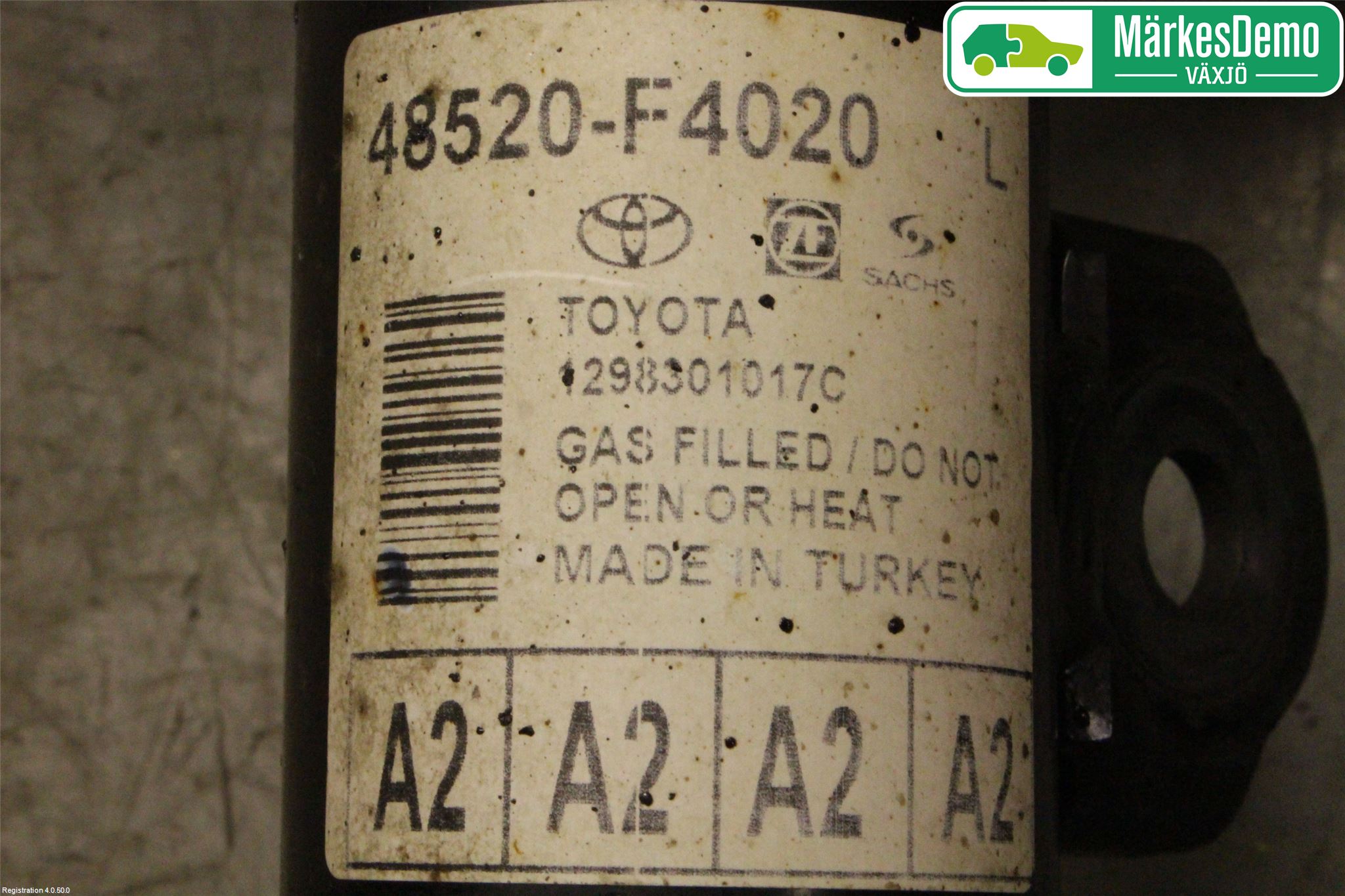 Toyota C-HR 16-23 Fjäderben Fram Vänster