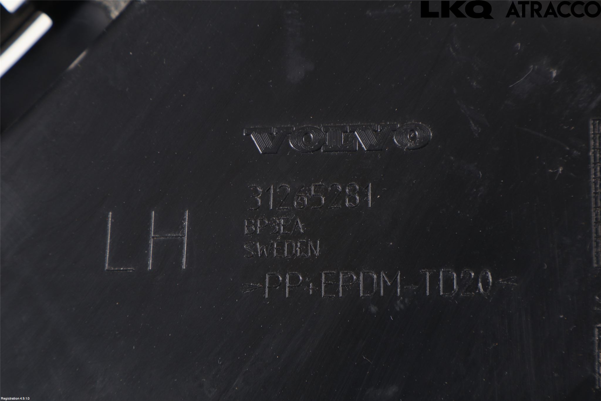 Volvo V60 11-13 Stötfångarfäste Bak Vä