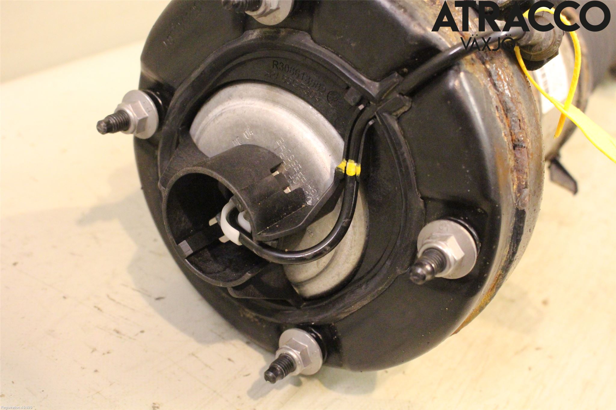 Audi A6 ALLROAD 12-18 Fjäderben Fram Vänster