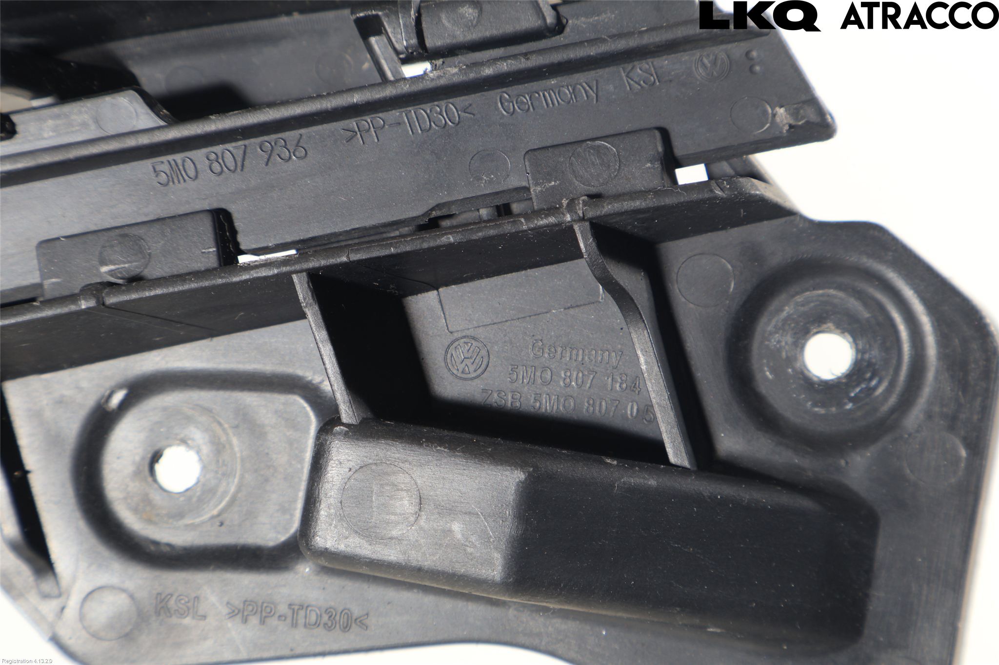 Volkswagen VW GOLF PLUS/CROSS GOLF 04-14 Stötfångarfäste Fram Hö