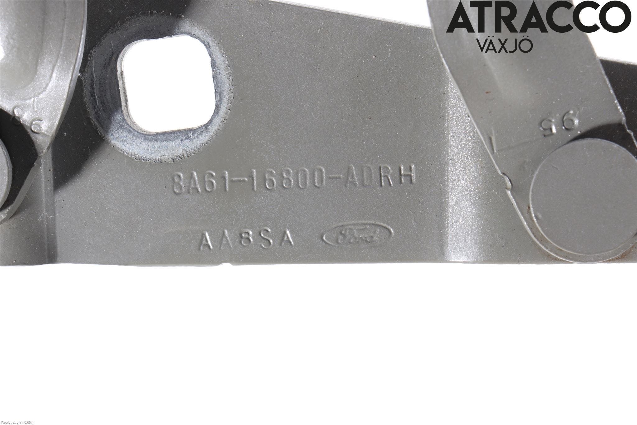 Ford FIESTA 09-12 Huvgångjärn